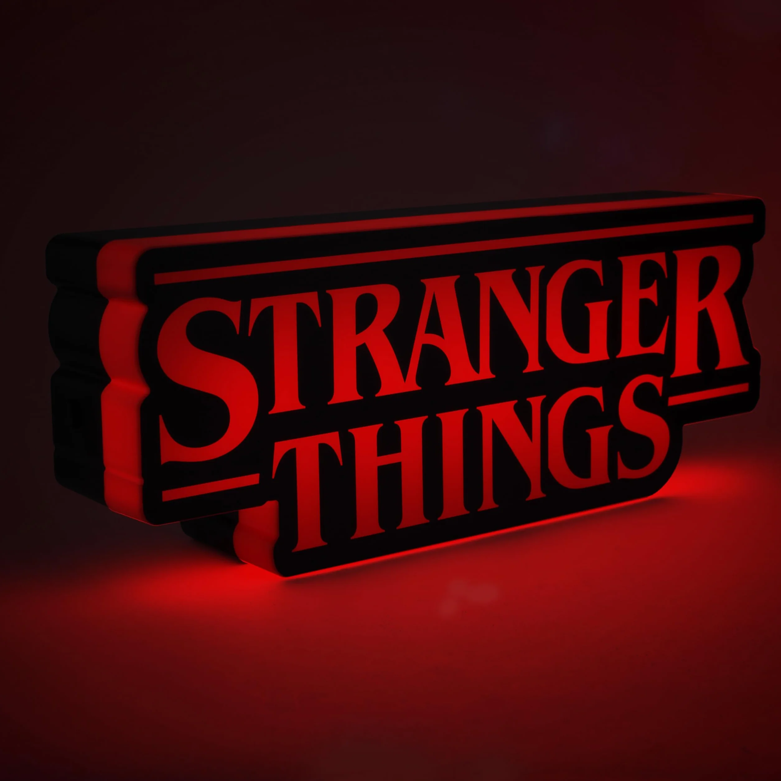 Lampa z logo Stranger Things o szerokości 30 cm (11,8") z zasilaniem USB lub baterią, trybami fazowymi i pulsacyjnymi, oficjalnie licencjonowany produkt Netflix | Paladone