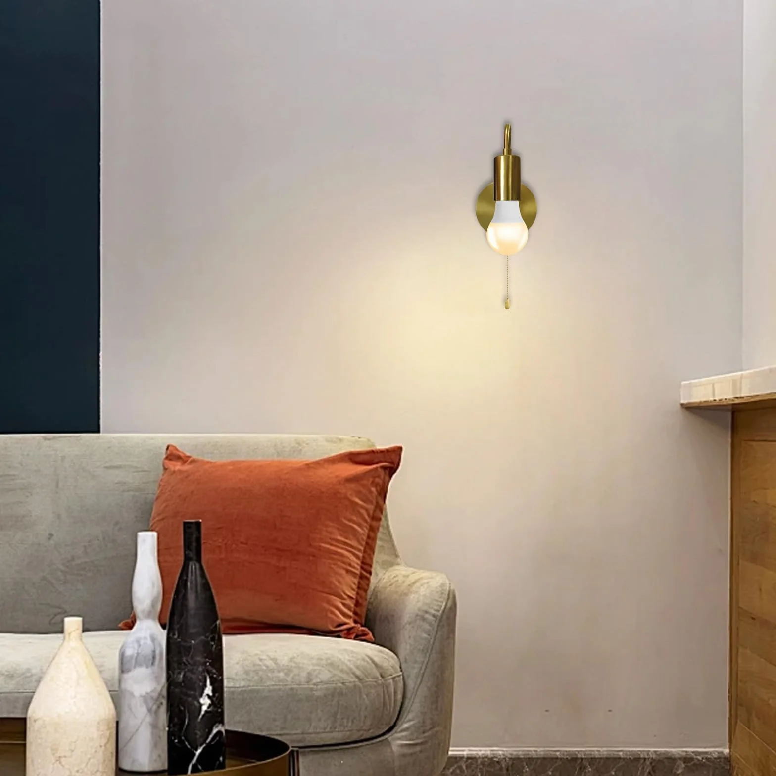 Złota lampa ścienna z przełącznikiem wewnętrznym, E27, metalowa lampa ścienna z przełącznikiem pociągowym, lampa w stylu vintage, z przełącznikiem, do korytarza, salonu, sypialni (bez żarówki)