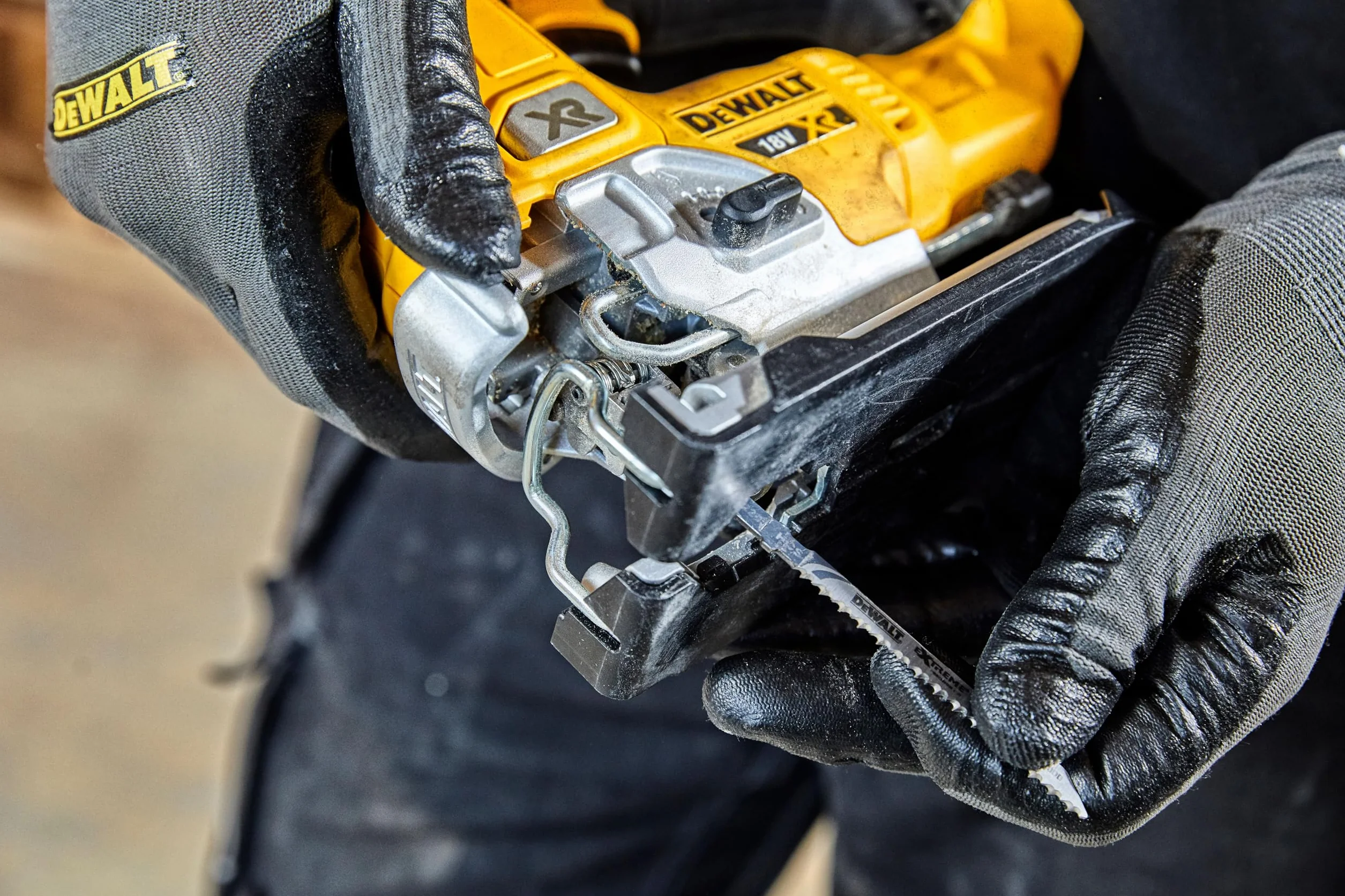 Dewalt Wyrzynarka Akumulatorowa, Żółty, 135 mm