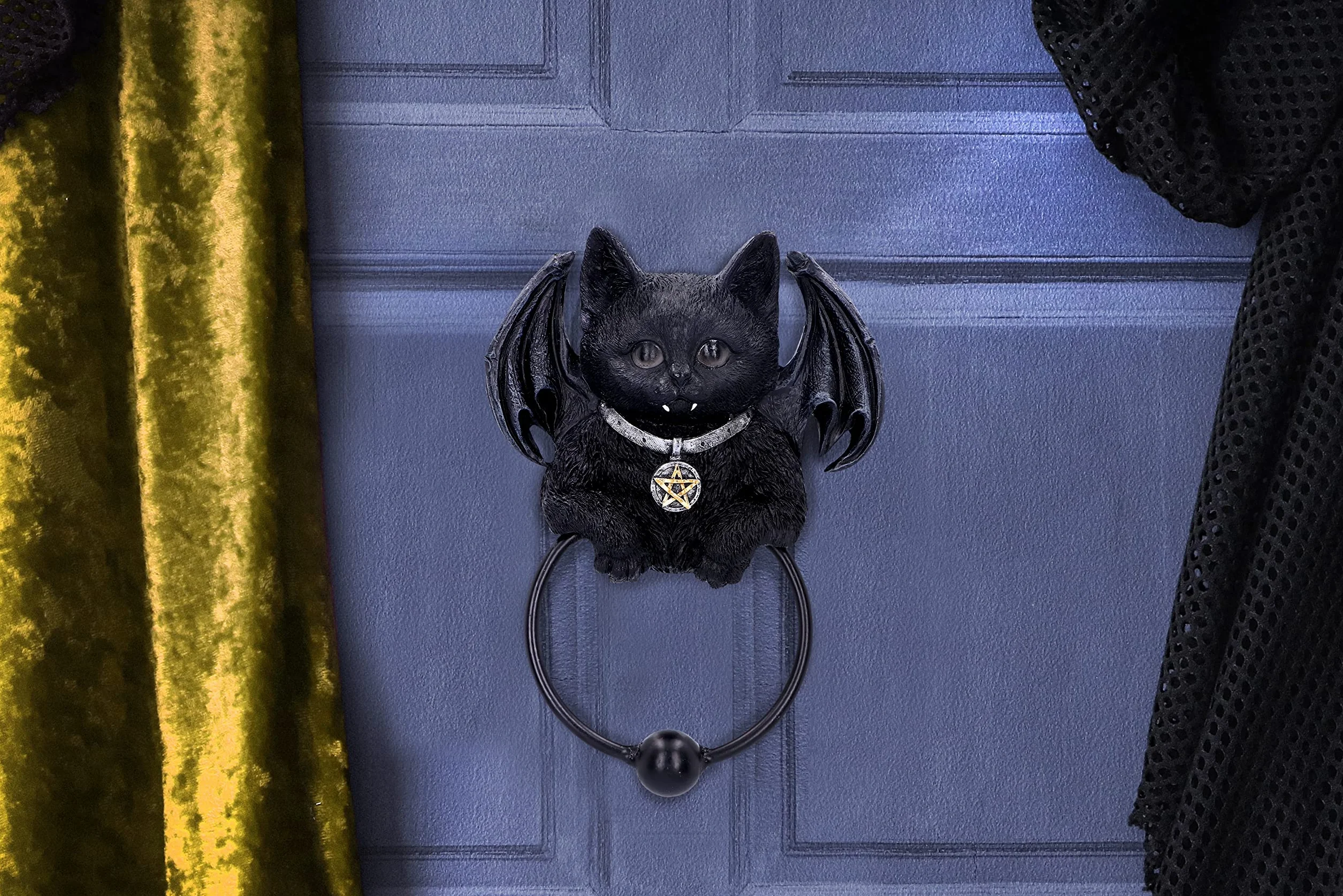 Nemesis Now Kołatka do drzwi dla kota Vampuss 20 cm, żywica, czarna, czarna kołatka do drzwi kota, wampuss, wampirzyca, prezent czarownicy, dekoracja na Halloween, odlewana w najlepszej żywicy,