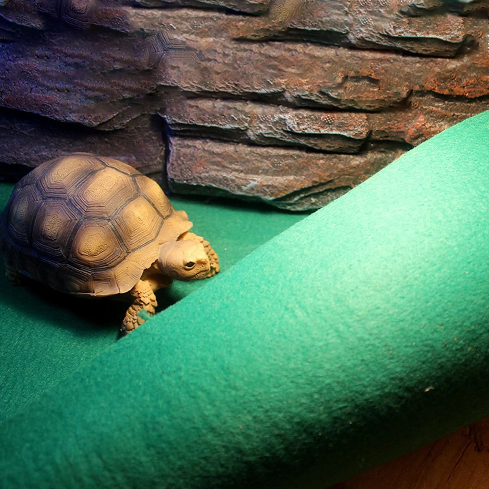 Dywan dla Gadów, ściółka do Terrarium Wyściółka Podłoża Mata do Klatki dla Gadów Akcesoria do Zbiorników dla Brodatego Smoka Jaszczurka Żółw Lampart Gekon Wąż (120 * 60cm)