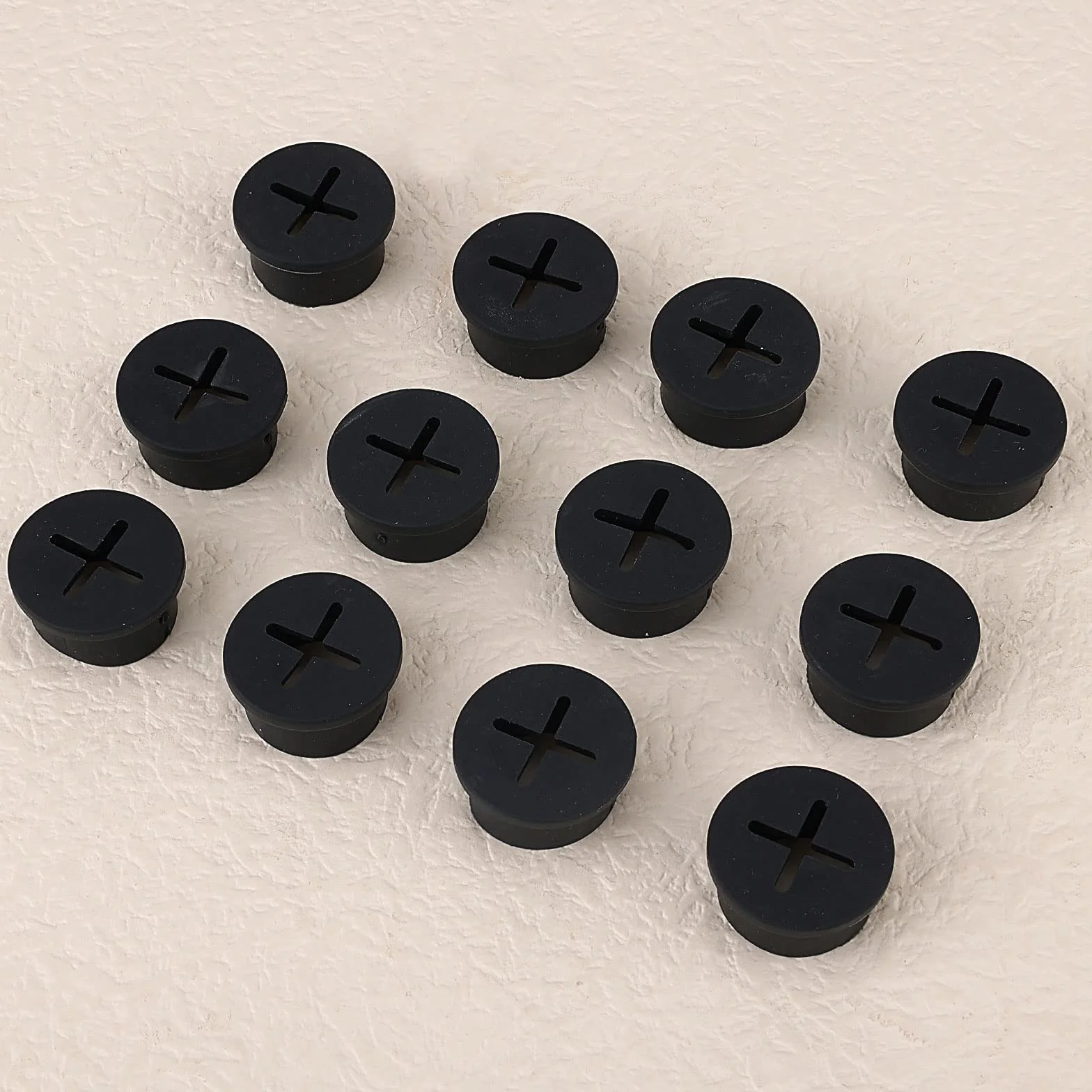 12 Szt. 20mm Przepust Kablowy, Przepust Kablowy z Tworzywa Sztucznego z Drutu Oslona Otworu Organizer Kabli Styl Krzyzakowy Uchwyty na Przewody na Biurko Dom Szkole (Czarny)