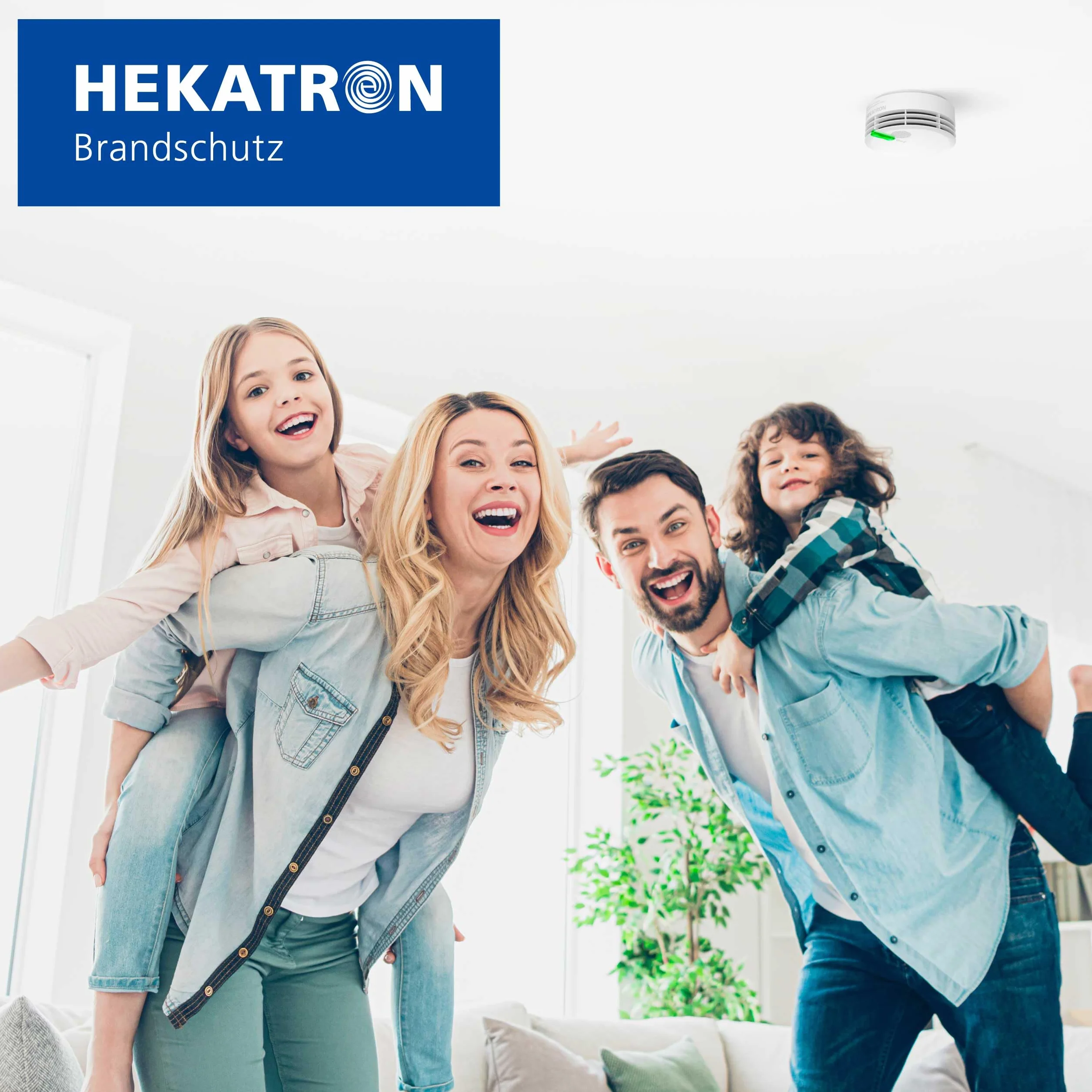 Hekatron Rauchmelder Genius Plus Edition 2021 – 10 Jahre Batterie – Testsieger Stiftung Warentest – inkl. 1 x Klebepad – App-unterstützt – Rauchwarnmelder – mehrsprachig, Amazon Exclusive - 1 Stück