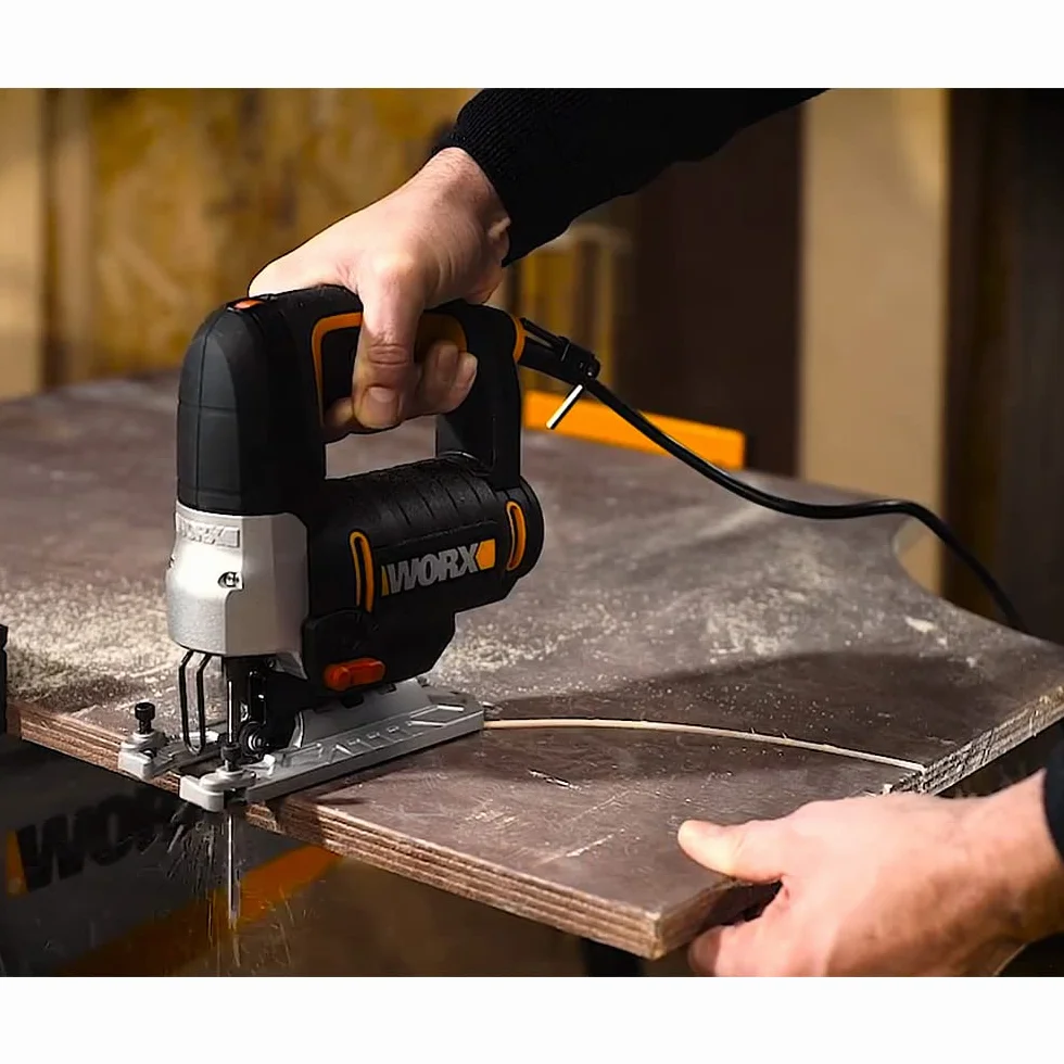 WORX WX478.1 wyrzynarka 650 W – wyrzynarka wahadłowa z elektroniką obrotową do precyzyjnego cięcia drewna, metalu i PCW – z walizką na narzędzia