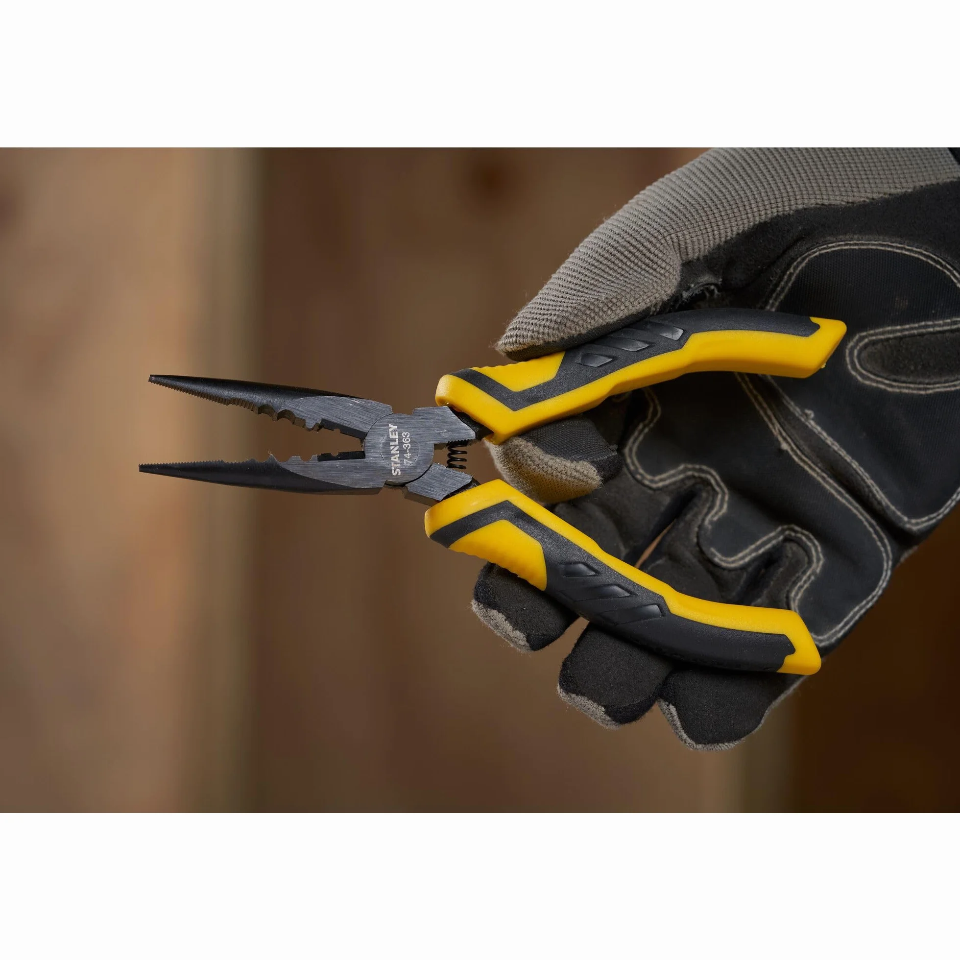 STANLEY Solidny Szczypce control grip boca długa 200mm dla profesjonalistów i majsterkowiczów do codziennego użytku 200mm