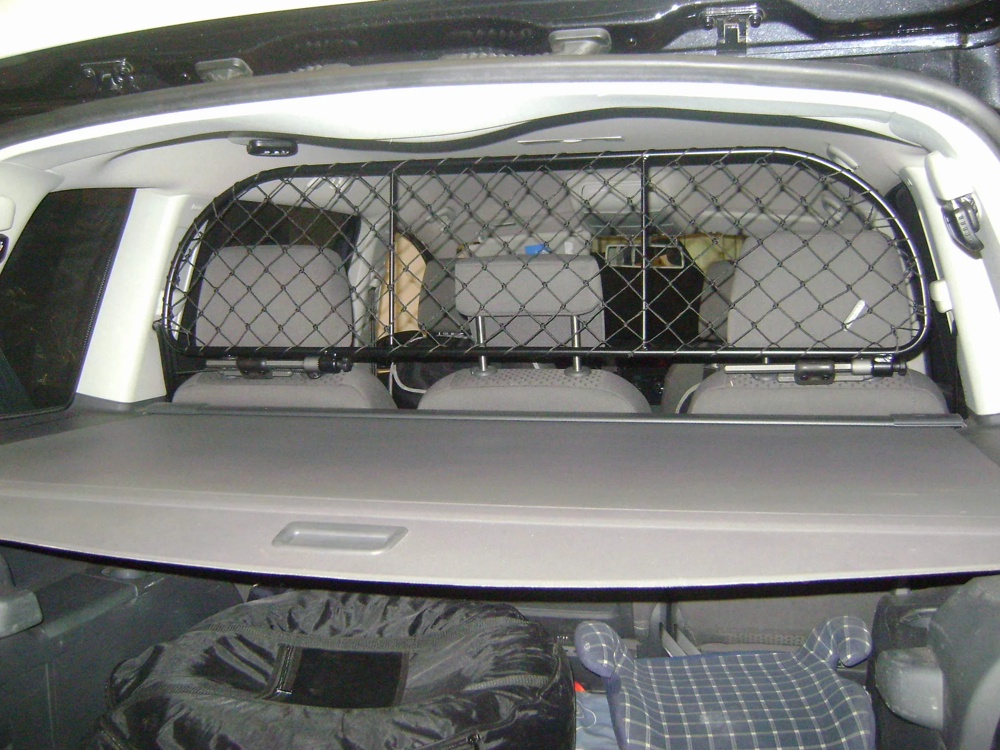 ERGOTECH siatka oddzielająca kratka oddzielająca siatka dla psa kratka dla psów do Volkswagen Touran 2003-2009 i od roku produkcji 2010