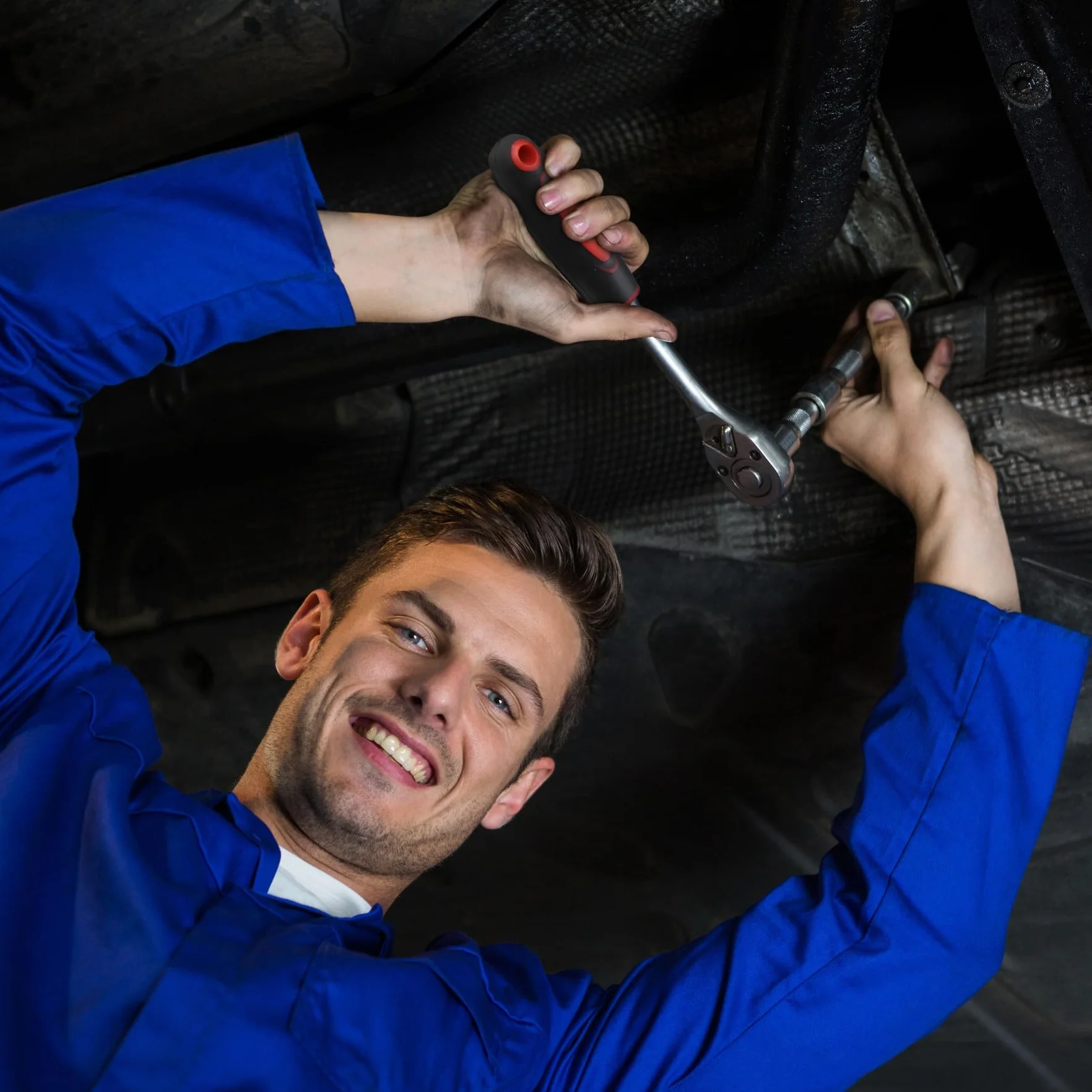 Retoo Zestaw kluczy nasadowych, 46-częściowy zestaw narzędzi dla mechaników, nakrętki, rozmiary, zestaw nakrętek, pudełko na grzechotkę, pudełko na grzechotkę i zestaw bitów do napraw i majsterkowania
