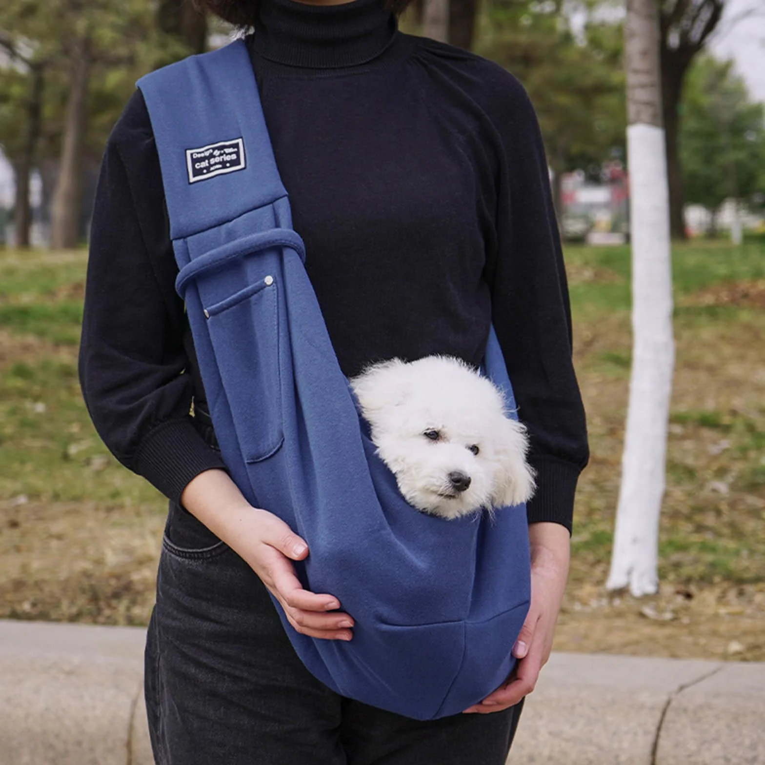 Torba do noszenia psa do 7,5 kg, przenośna torba na ramię dla zwierząt domowych, regulowana torba do przenoszenia psa na spacery, aktywności na świeżym powietrzu i wycieczki (niebieska)