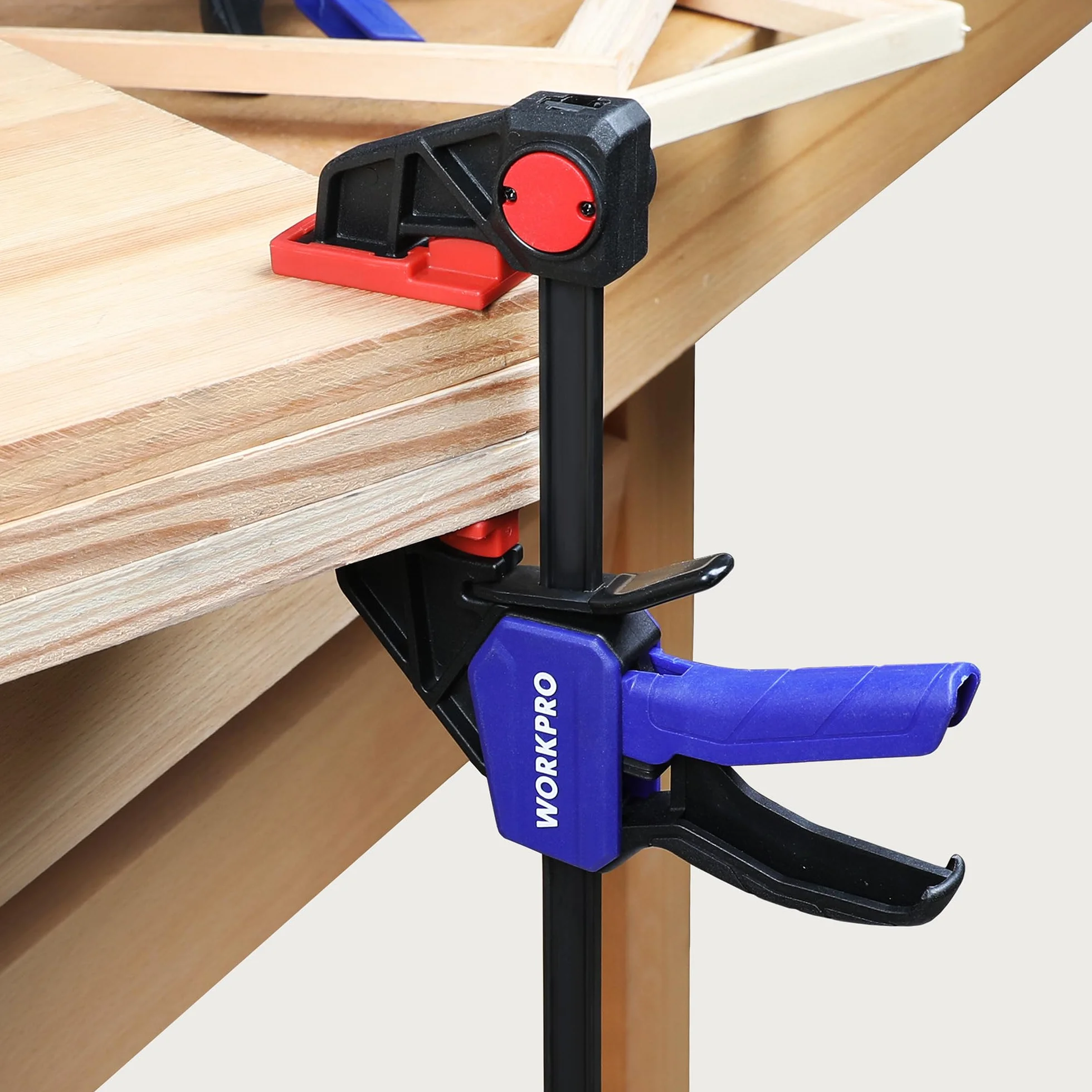 WORKPRO Zestaw zacisków jednoręcznych 150 mm, siła zacisku 68 kg, stal i nylon