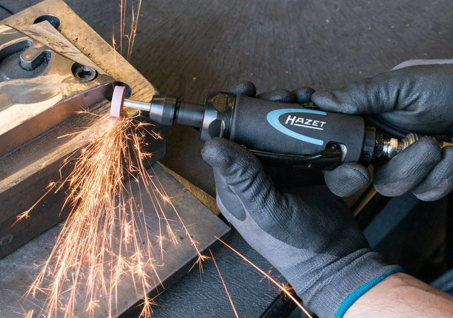 HAZET 9032N-1 I wersja prosta do bezstopniowej regulacji prędkości obrotowej, gwint wewnętrzny 12,91 mm, z wtyczką sprzęgła I poręczne narzędzie do szlifowania