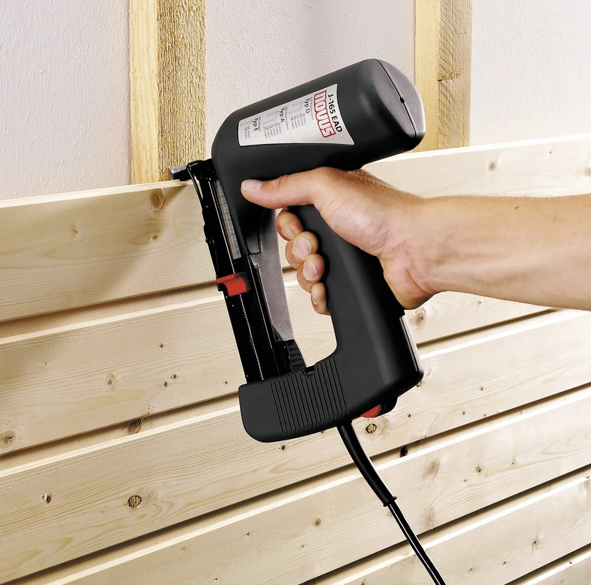 Novus Zszywacz elektryczny J-165 Profi, uniwersalny zszywacz bezodbijający, funkcja wyszukiwania, zszywki i gwoździe