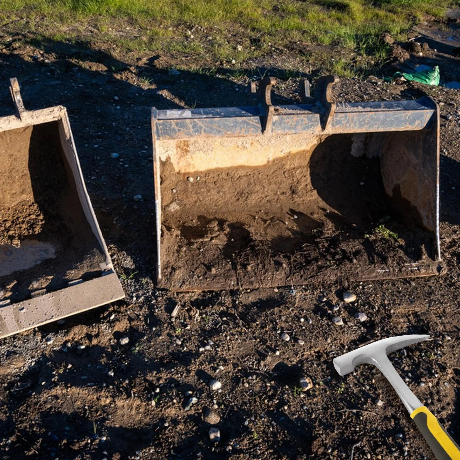 CertBuy Zestaw 2 młotków geologicznych do skał – całkowicie stalowy młot geologiczny ze spiczastą końcówką i uchwytem redukującym wstrząsy do górnictwa