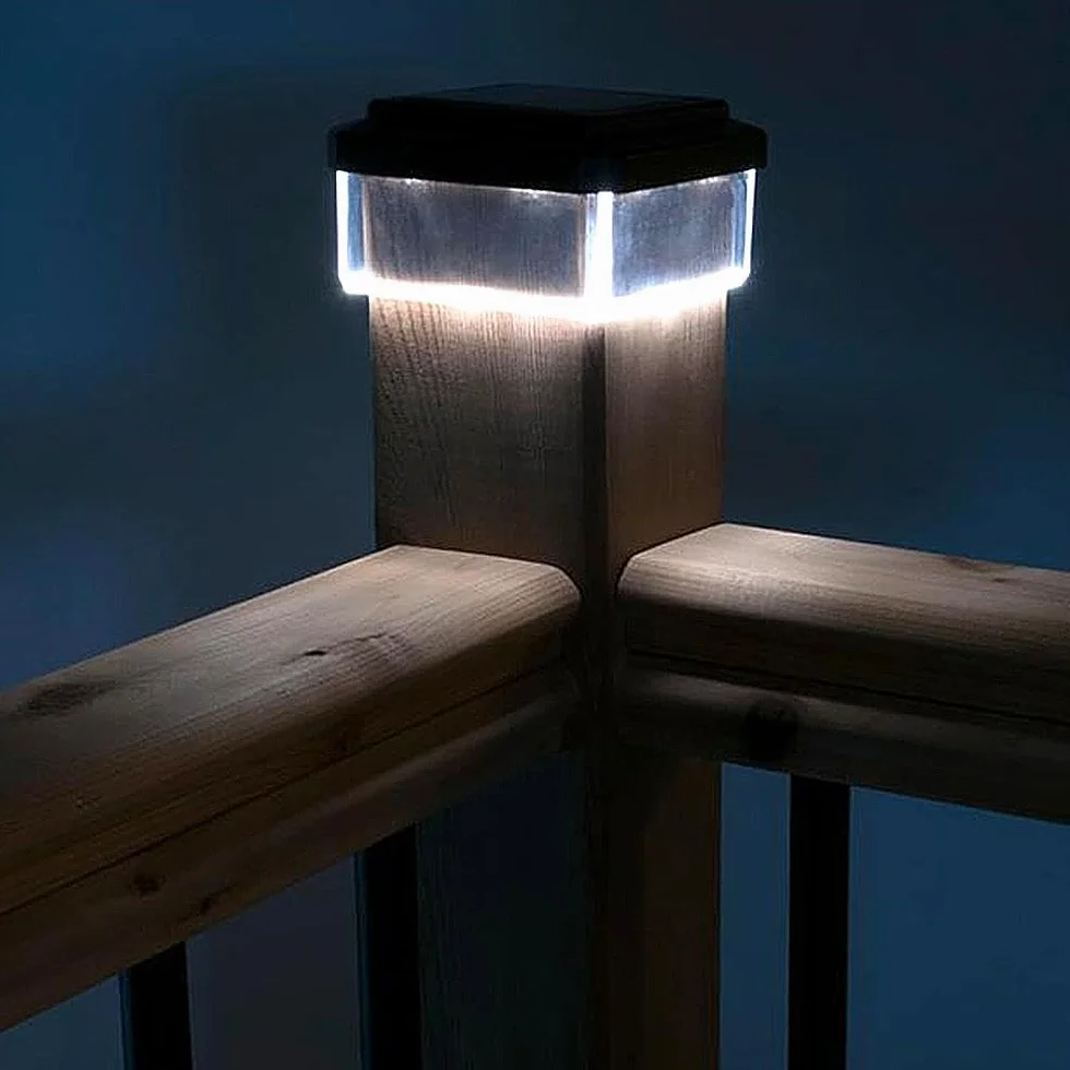 Green Blue GB128 Lampa Solarna LED 100x100 na Słupek, Lampa Ogrodowa z Czujnikiem Zmierzchu, Kolor Ciepły Biały (4000K), Czarna, Zewnętrzna Lampa Słupkowa Idealna do Ogrodu, na Podwórko