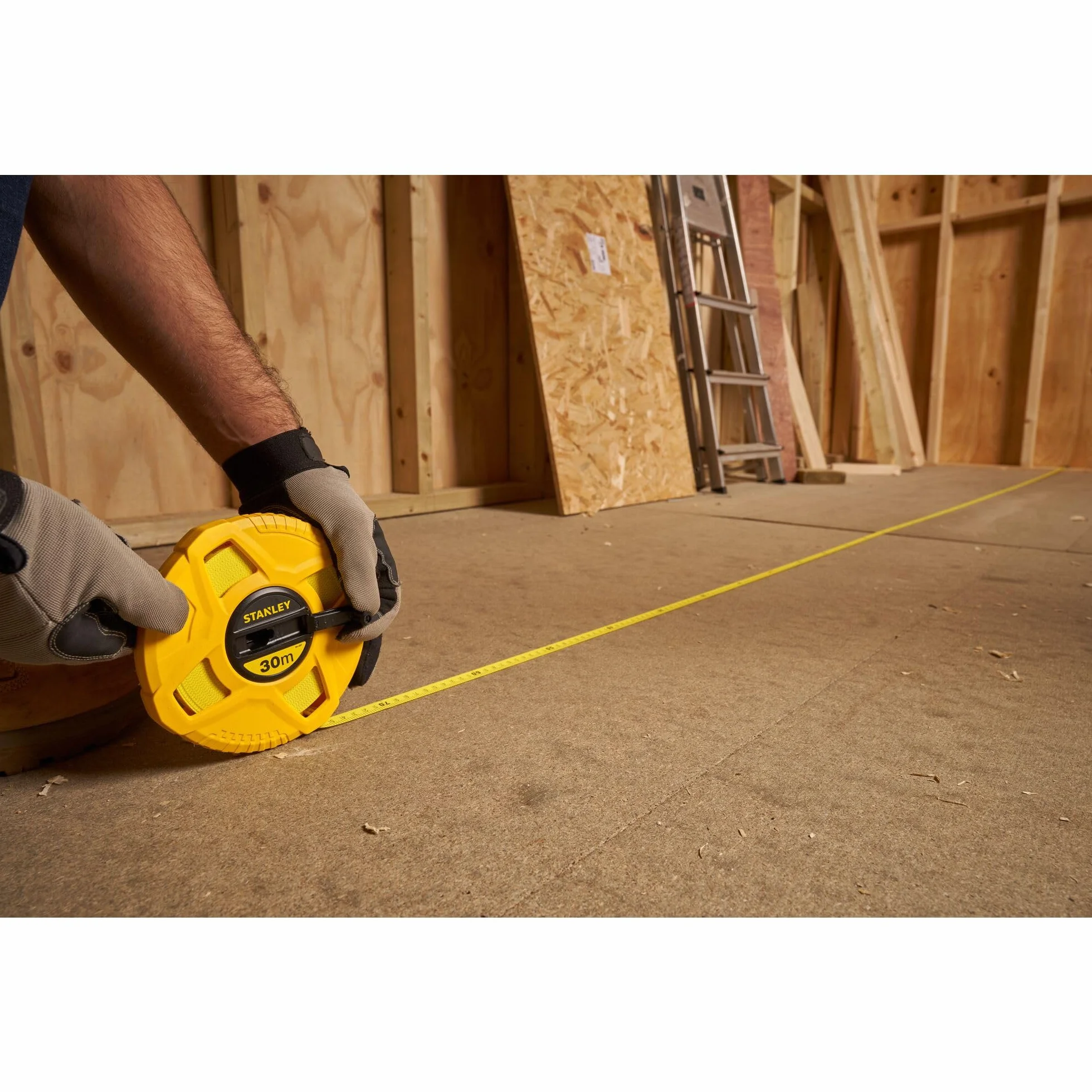 STANLEY Wytrzymały Taśma długa 30m x 12,5mm cerrada fibra vidrio dla profesjonalistów i majsterkowiczów do codziennego użytku 30m 12,5mm