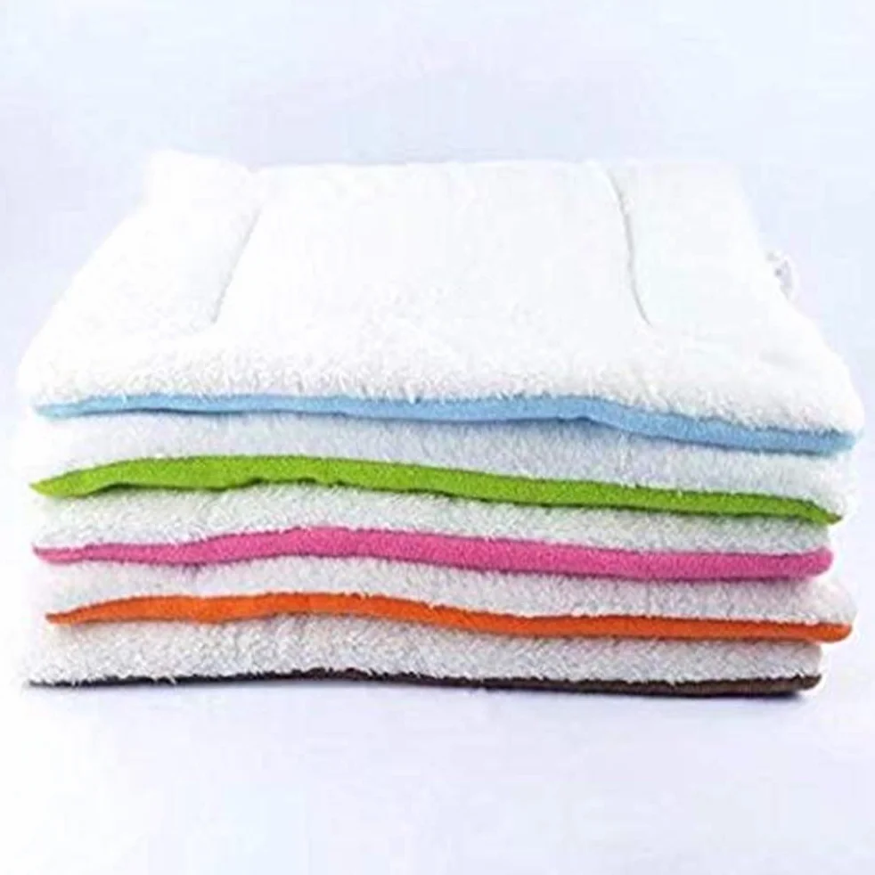 Losowy Kolor śliczne Przytulne zwierzę Domowe Pies Miękka Mata na łóżko Pluszowe 45 * 35cm Miękkie łóżko dla Psa Poduszka dla Zwierząt Zimowa Artykuły dla Zwierząt