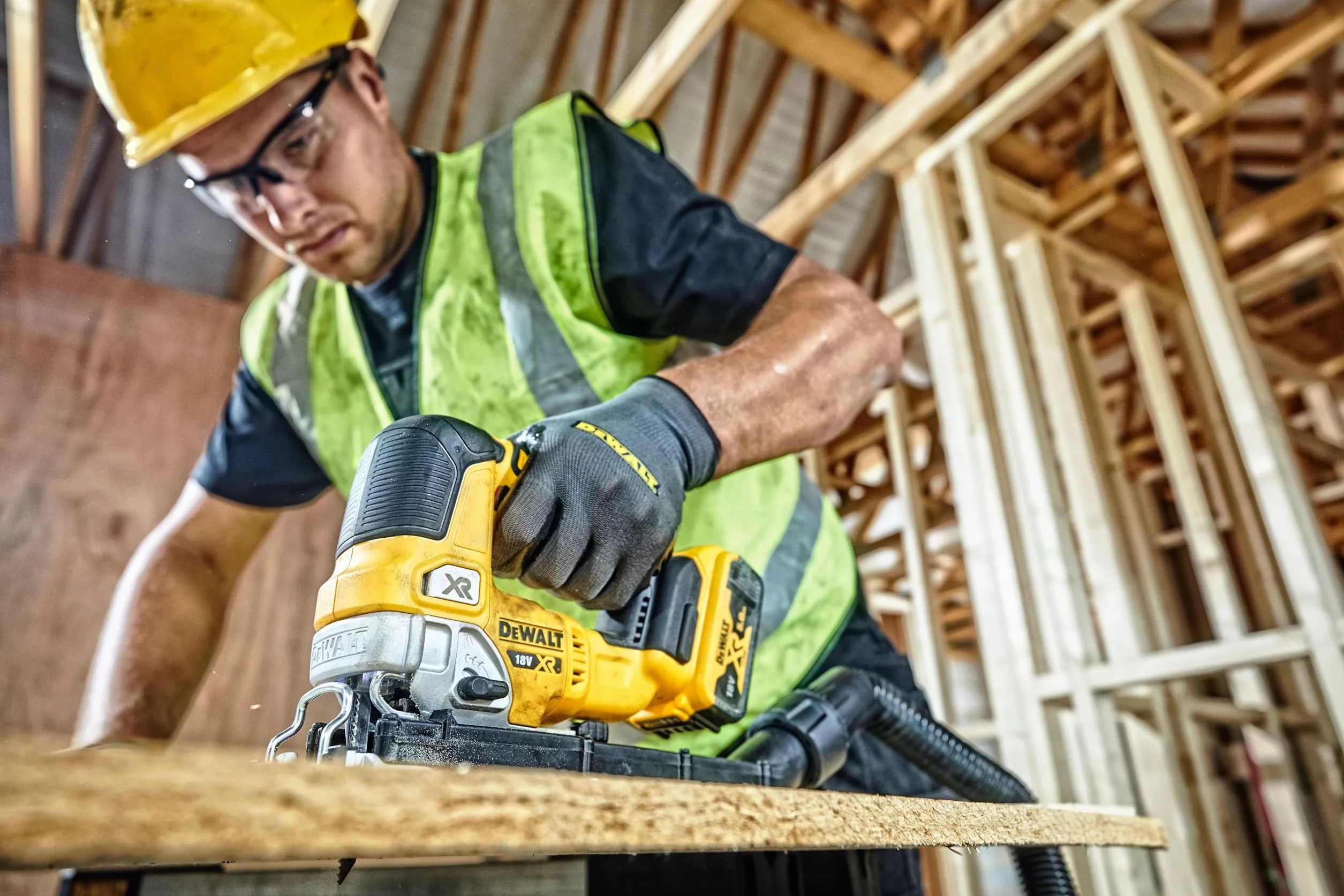 Dewalt Wyrzynarka Akumulatorowa, Żółty, 135 mm