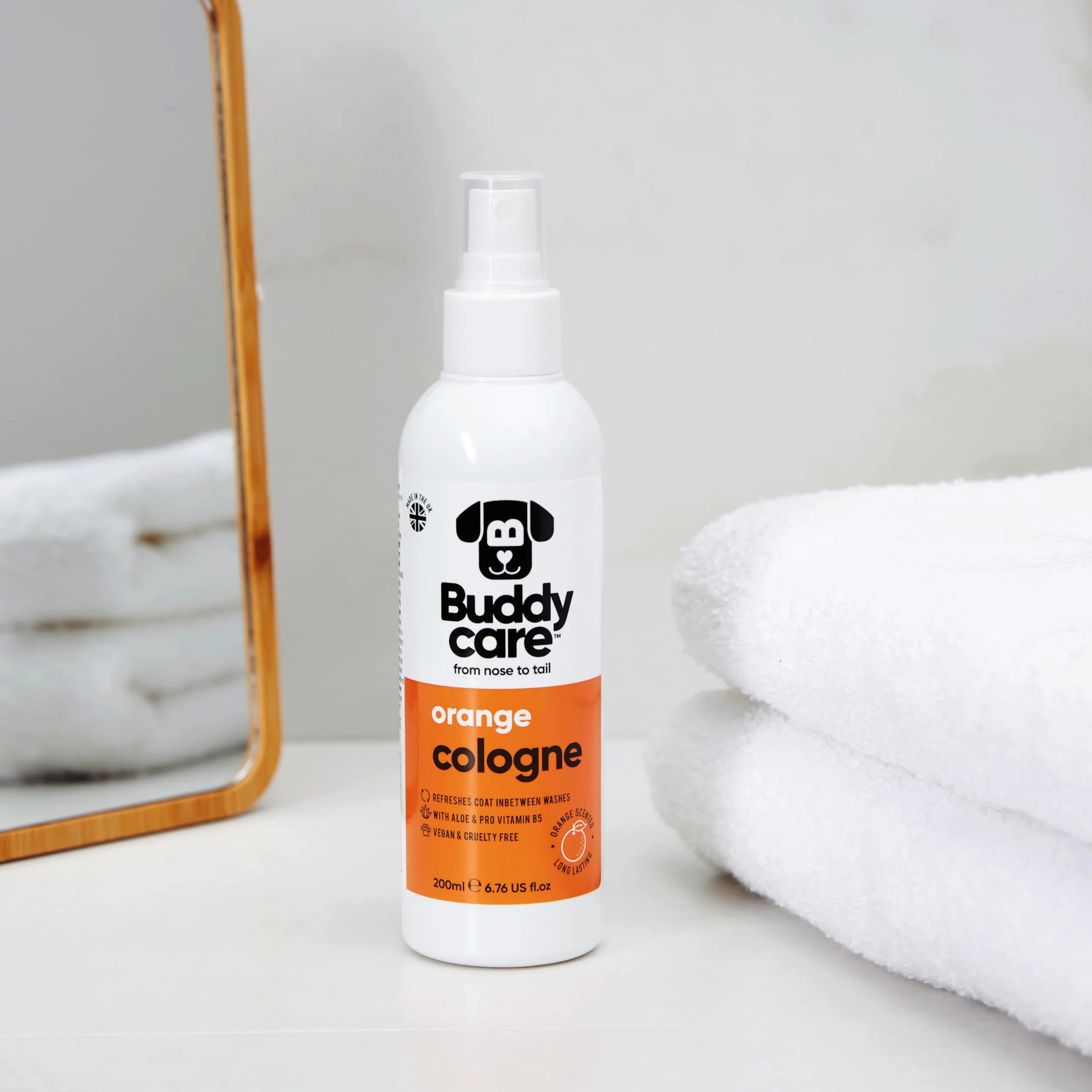 Buddycare Pomarańczowe perfumy dla psów, owocowy, odważny zapach, chłodzi między praniem psów, aloes i prowitaminą B5 (200 ml, 1 sztuka)