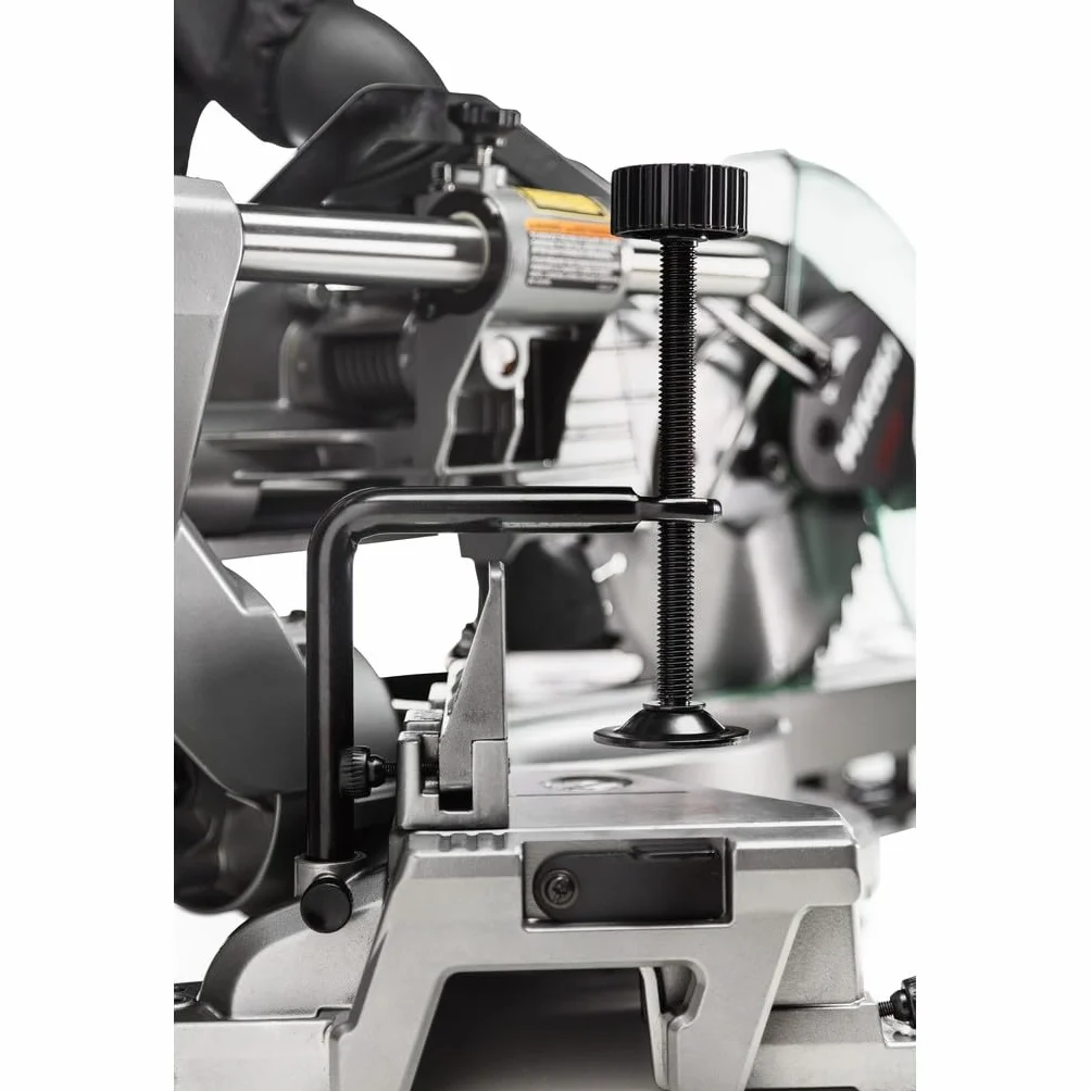 HiKOKI Paneelsäge C8FSHG 1100W 216mm Laseranzeige Spindelarretierung