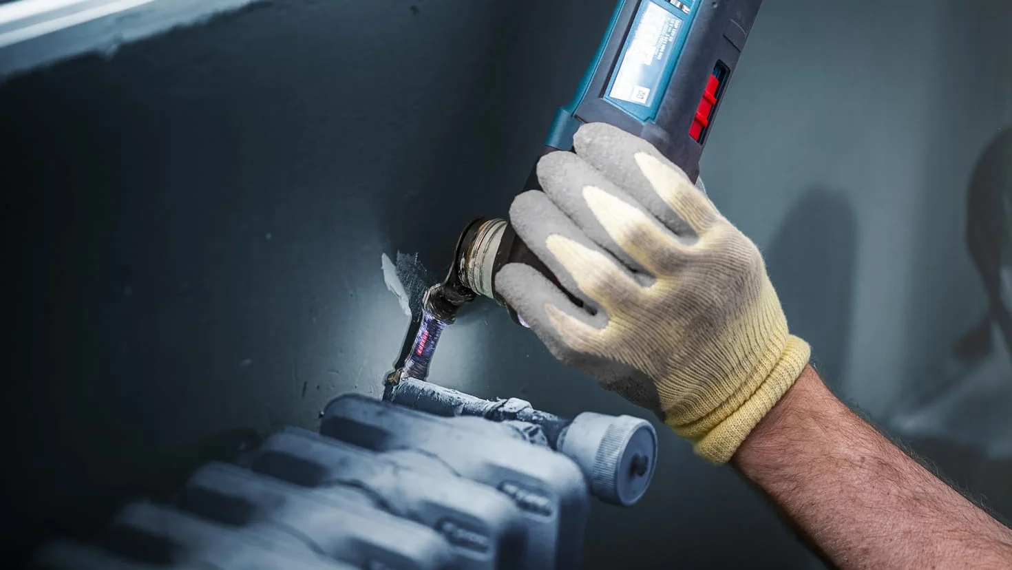 Bosch Professional 1x Brzeszczoty do cięcia wgłębnego EXPERT MetalMax AIZ 32 AIT (do Stal, Stal nierdzewna, Szerokość 32 mm, Akcesoria Narzędzie wielofunkcyjne)