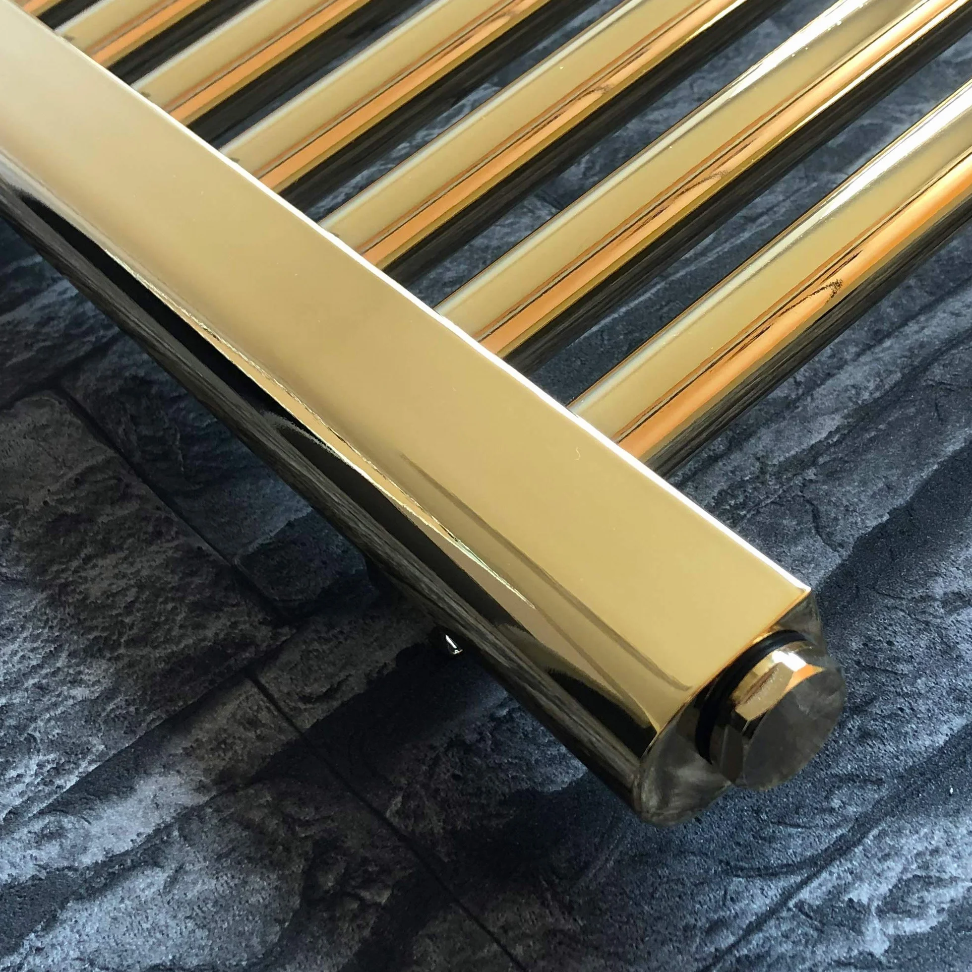 Gulfstream-Komfort Grzejnik łazienkowy chrom złoty antracyt biały czarny 1150x500 mm prosty