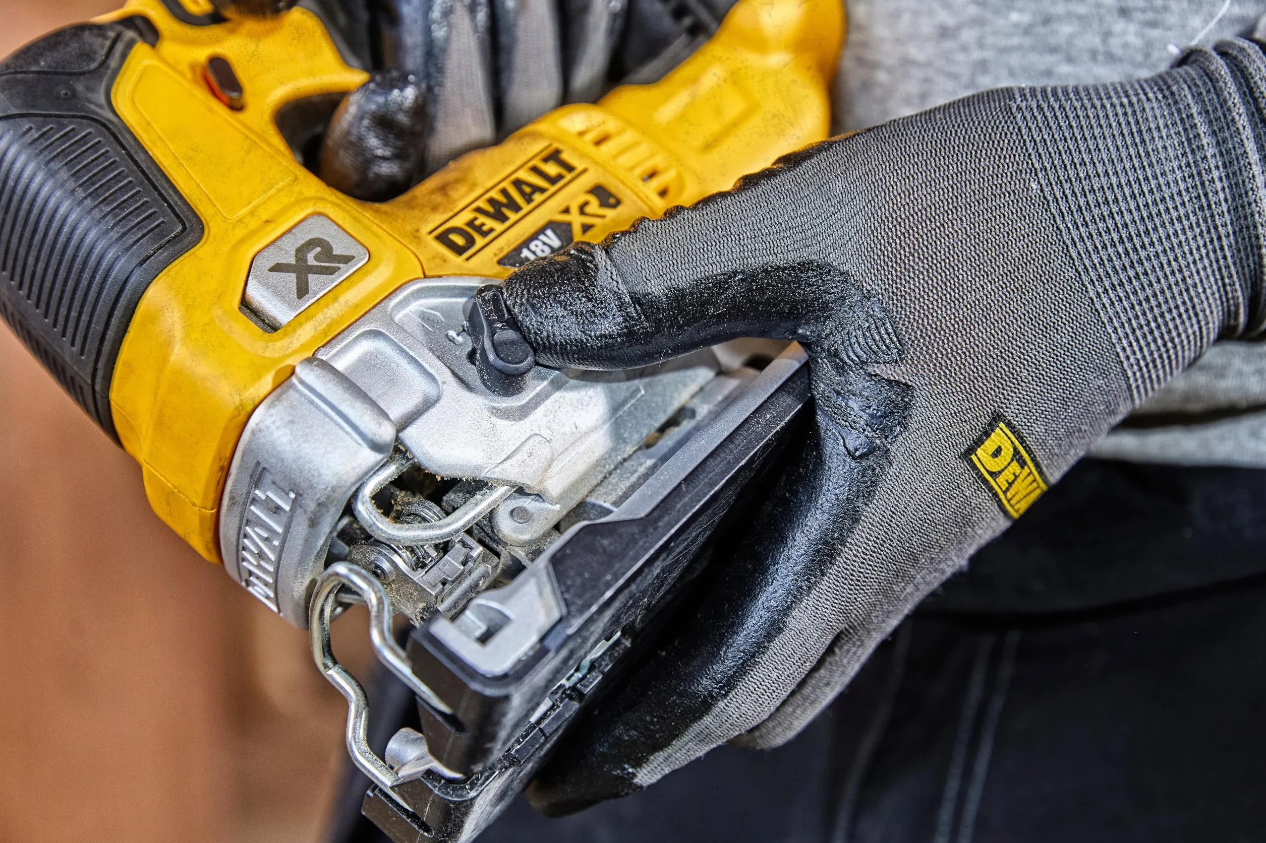 Dewalt Wyrzynarka Akumulatorowa, Żółty, 135 mm