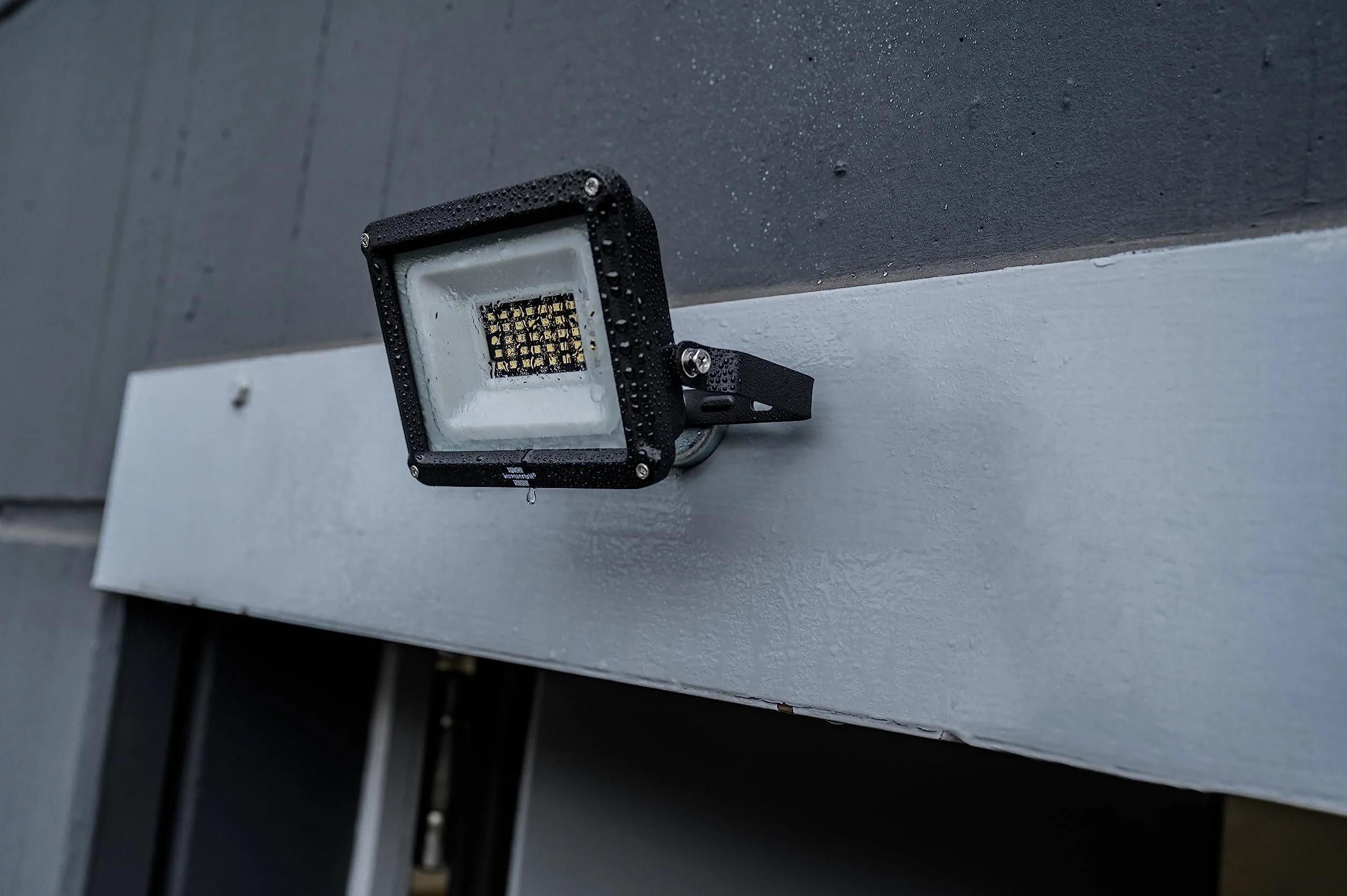 Brennenstuhl naświetlacz LED JARO 3060 20W 2300lm IP65 reflektor zewnętrzny aluminiowy