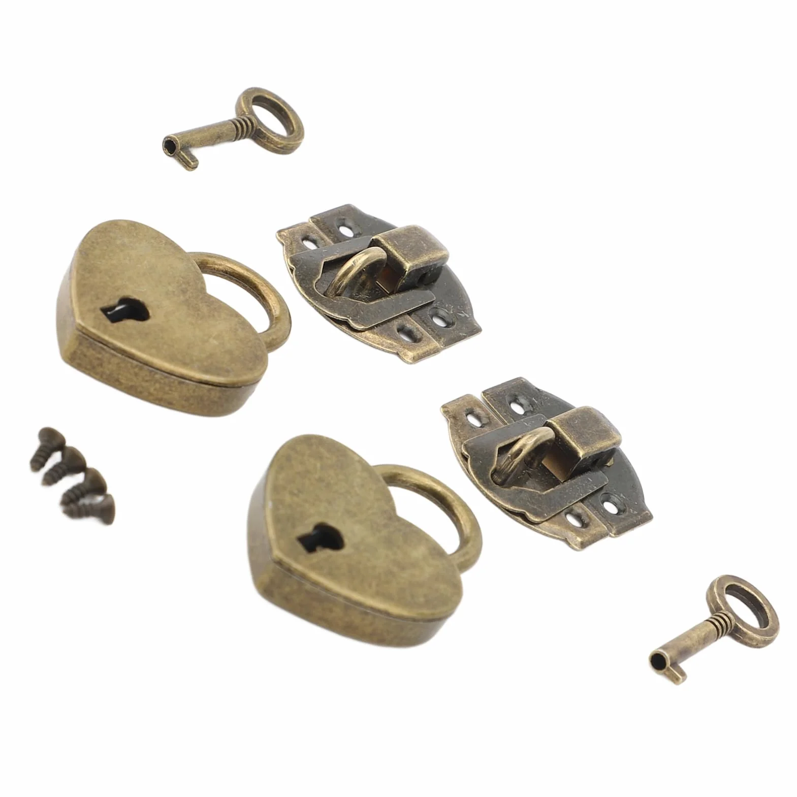 Generic Vintage Hasp Hasp Latch Padlock, w Kształcie Serca, Stopu Cynku, Kompletne Rozwiązanie Bezpieczeństwa, Instalacja Bez Wysiłku, Drewniane Pudełka, Rzemiosła, Pudełka Biżuterii, (Brązowy)
