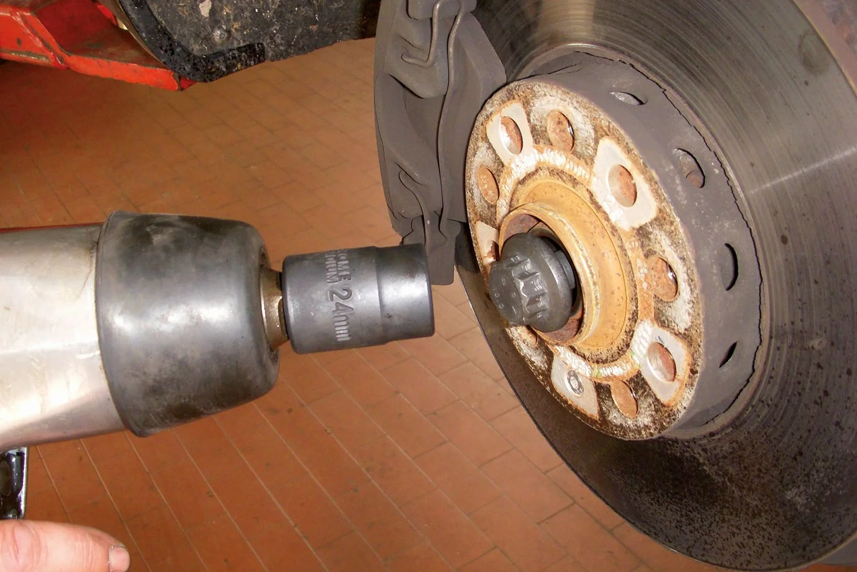 KS Tools Mocna dwunastokatna nasadka do pólosi 24mm 3/4"