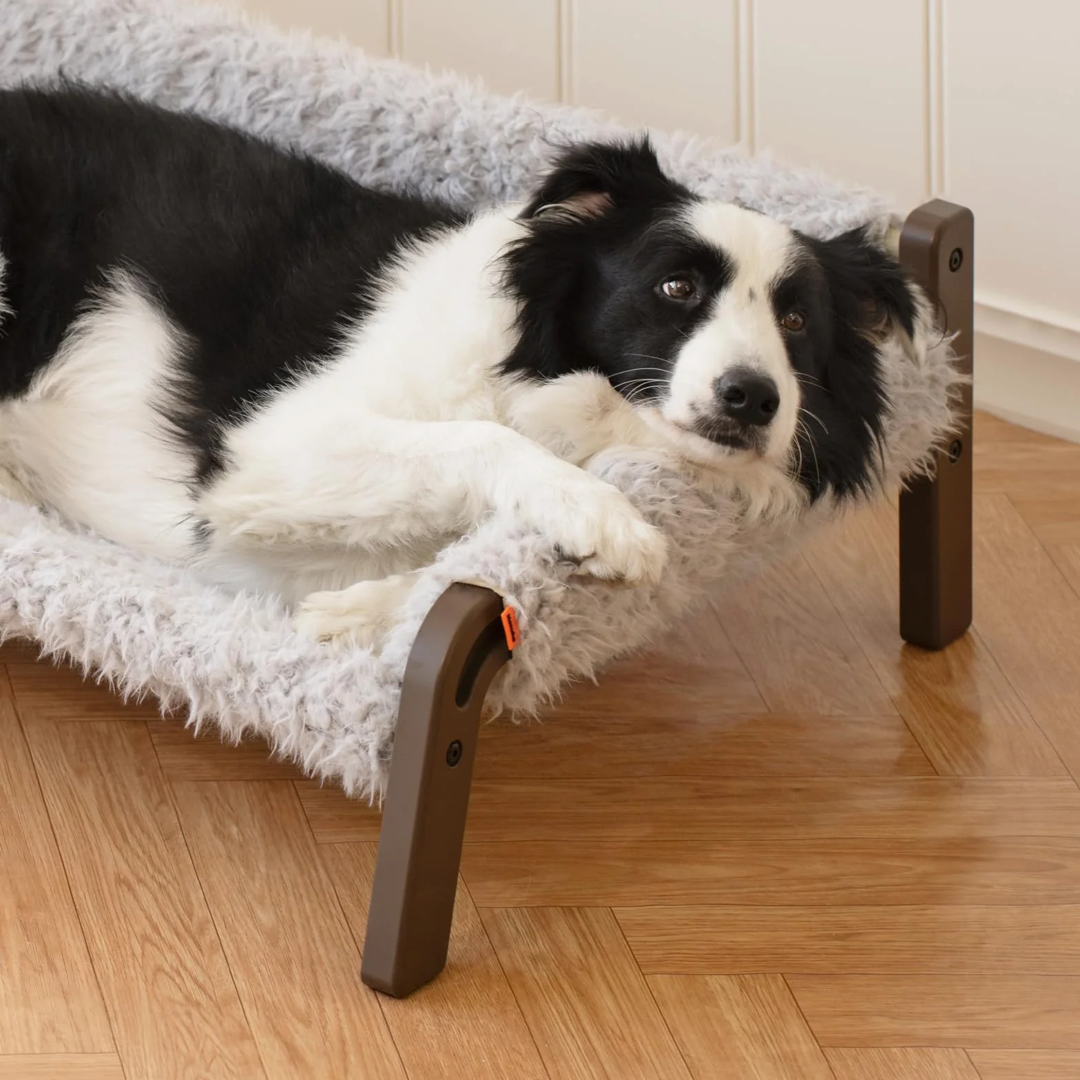 MEWOOFUN Sofa z podwyższonym podwyższeniem – 87 x 63 x 28 cm, oddychające legowisko dla zwierząt domowych ze zdejmowaną i zmywalną osłoną, dla dużych średnich psów z antypoślizgowym dnem