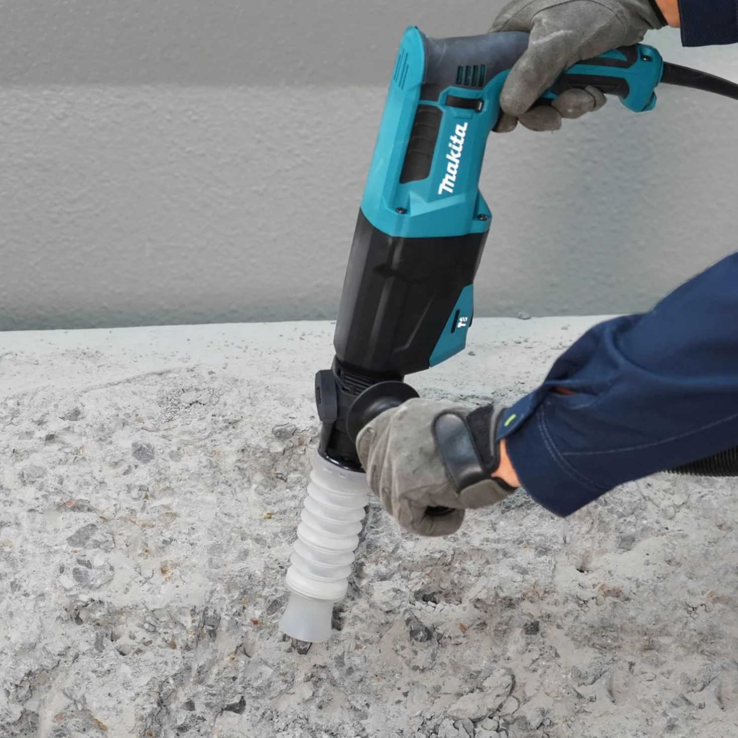 Makita HR2670 młot kombi do SDS-Plus 26 mm