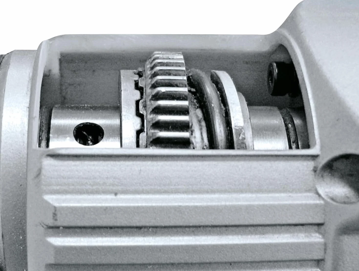 Einhell Młot udarowo-obrotowy TC-RH 620 4F (620 W, pneumatyczny mechanizm udarowy, prędkość udaru 5200 min-1, siła udaru 2,2 J, wiercenie, dłutowanie z mocowaniem i bez, SDS-Plus, w zestawie walizka