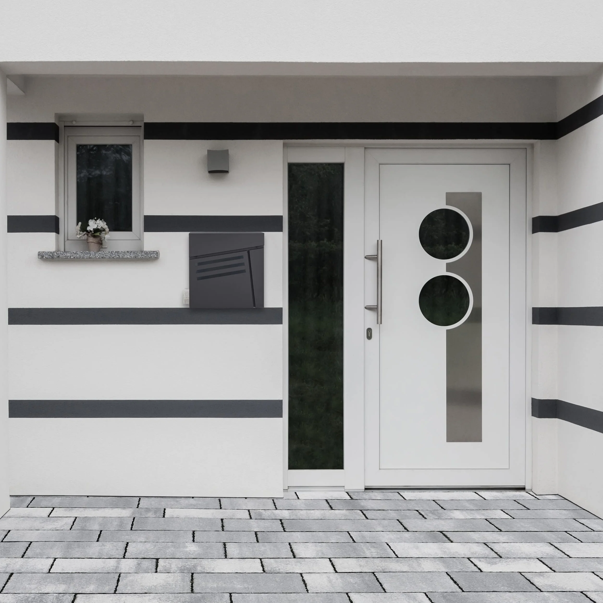 Relaxdays Skrzynka na listy z przegródką na gazety, okienkiem, wys. x szer. x gł.: 37 x 37 x 11 cm, 2 klucze, stal, nowoczesna skrzynka pocztowa, czarna