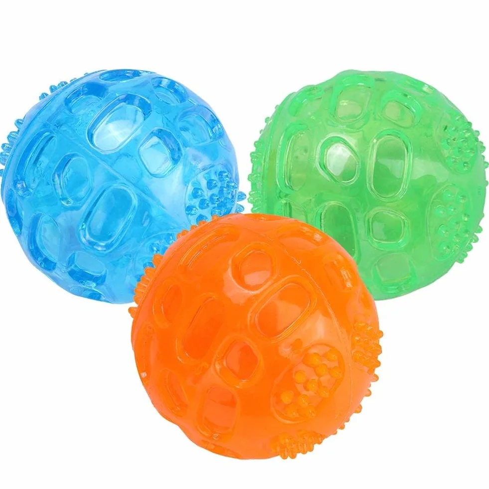 3 Sztuki Piszcząca Piłka dla Psa - Niezniszczalna Zabawka z Naturalnego Kauczuku, Średnica 7,5 cm