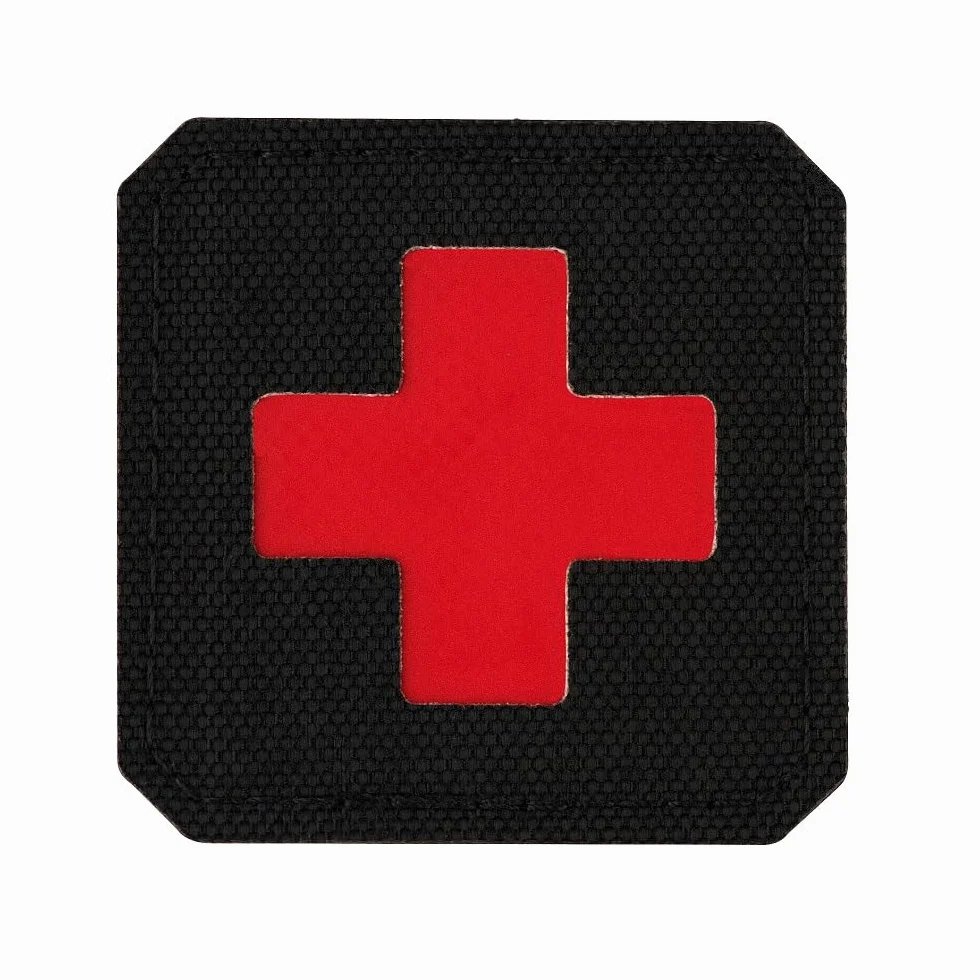 M-Tac Medic Cross Patch Laser Cut Black/Red – medyczna naszywka z symbolem czerwonego krzyża, świeci w ciemności, szybka identyfikacja toreb pierwszej pomocy, plecaków i mundurów, czarny/czerwony