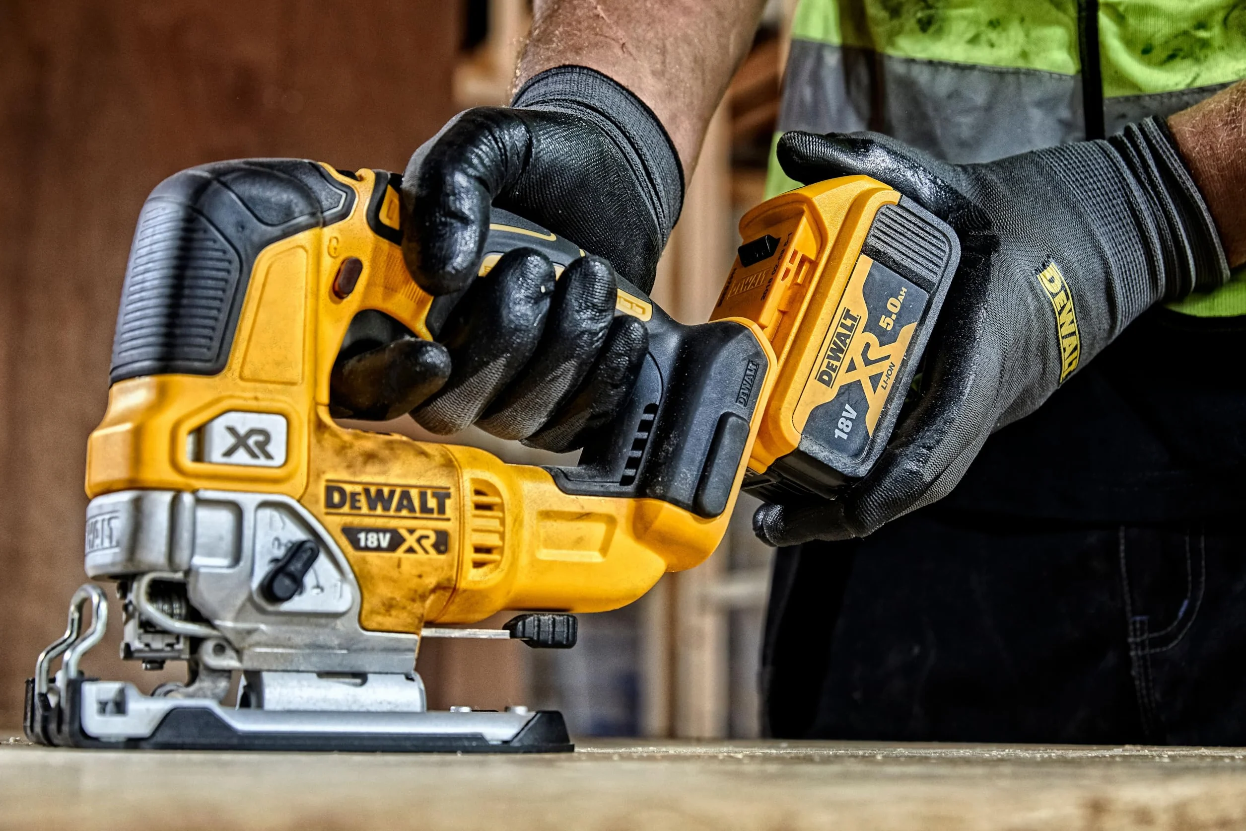 Dewalt Wyrzynarka Akumulatorowa, Żółty, 135 mm