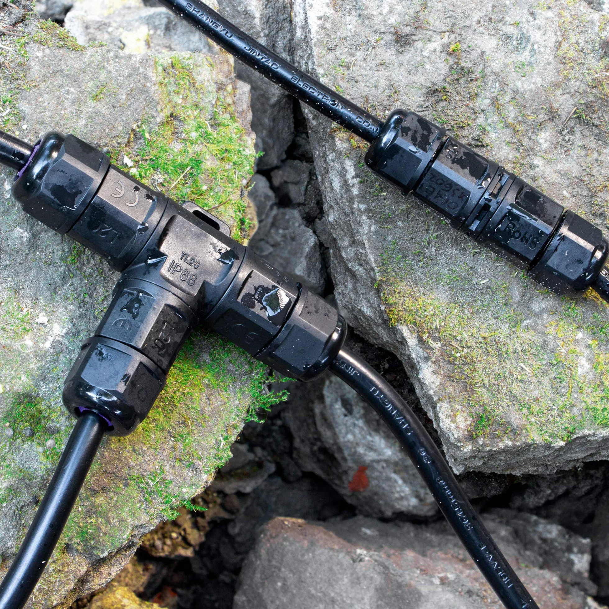 ORNO OR-AE-13600 złącze kablowe wodoszczelne || proste || IP68 || M25 || 3 x 1,5 mm² || 450 V/16 A