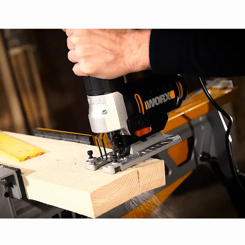 WORX WX478.1 wyrzynarka 650 W – wyrzynarka wahadłowa z elektroniką obrotową do precyzyjnego cięcia drewna, metalu i PCW – z walizką na narzędzia
