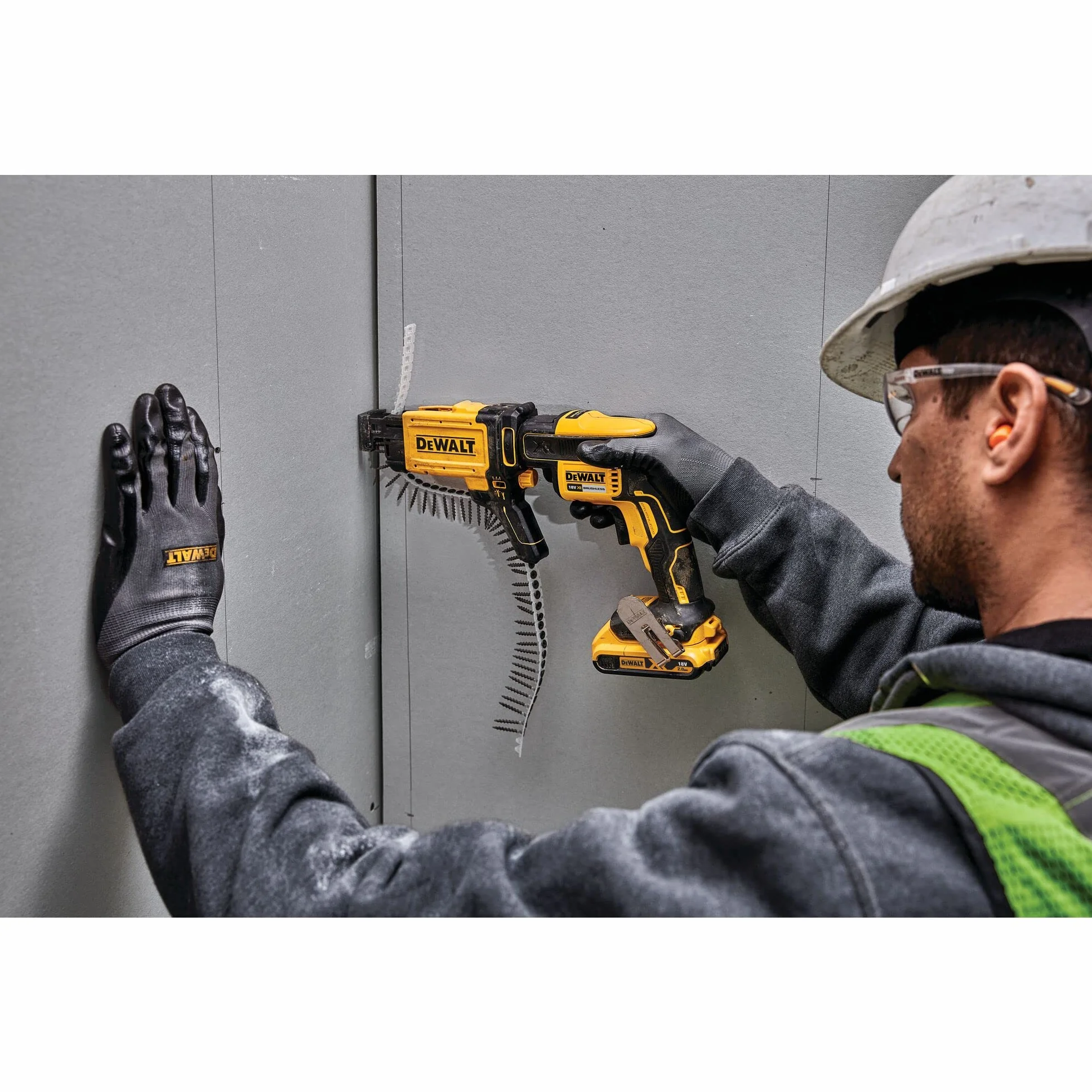 Wkręty 3,5x35 na Taśmie/Drewno doGk Dewalt (1000 Szt.)
