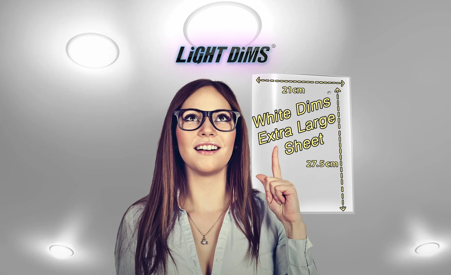 LightDims Białe arkusze samoprzylepne do przyciemniania/zmiękczenia mocnego światła LED średniej wielkości (2 arkusze) w neutralnym kolorze i darmowy tajemniczy arkusz (łącznie 3 arkusze). Opakowanie
