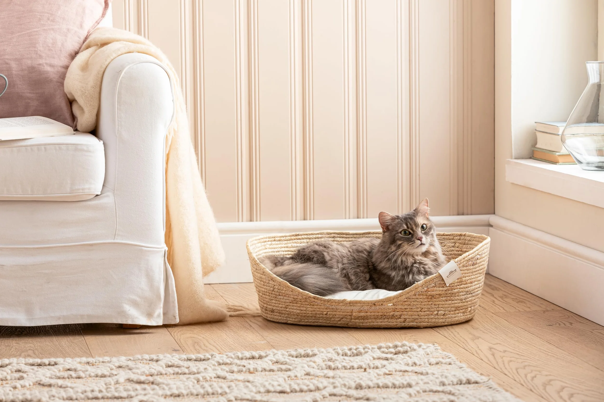 Dehner Premium Miękkie łóżko do głębokiego snu 58 x 48 x 18 cm materiał naturalny pluszowy biały beżowy