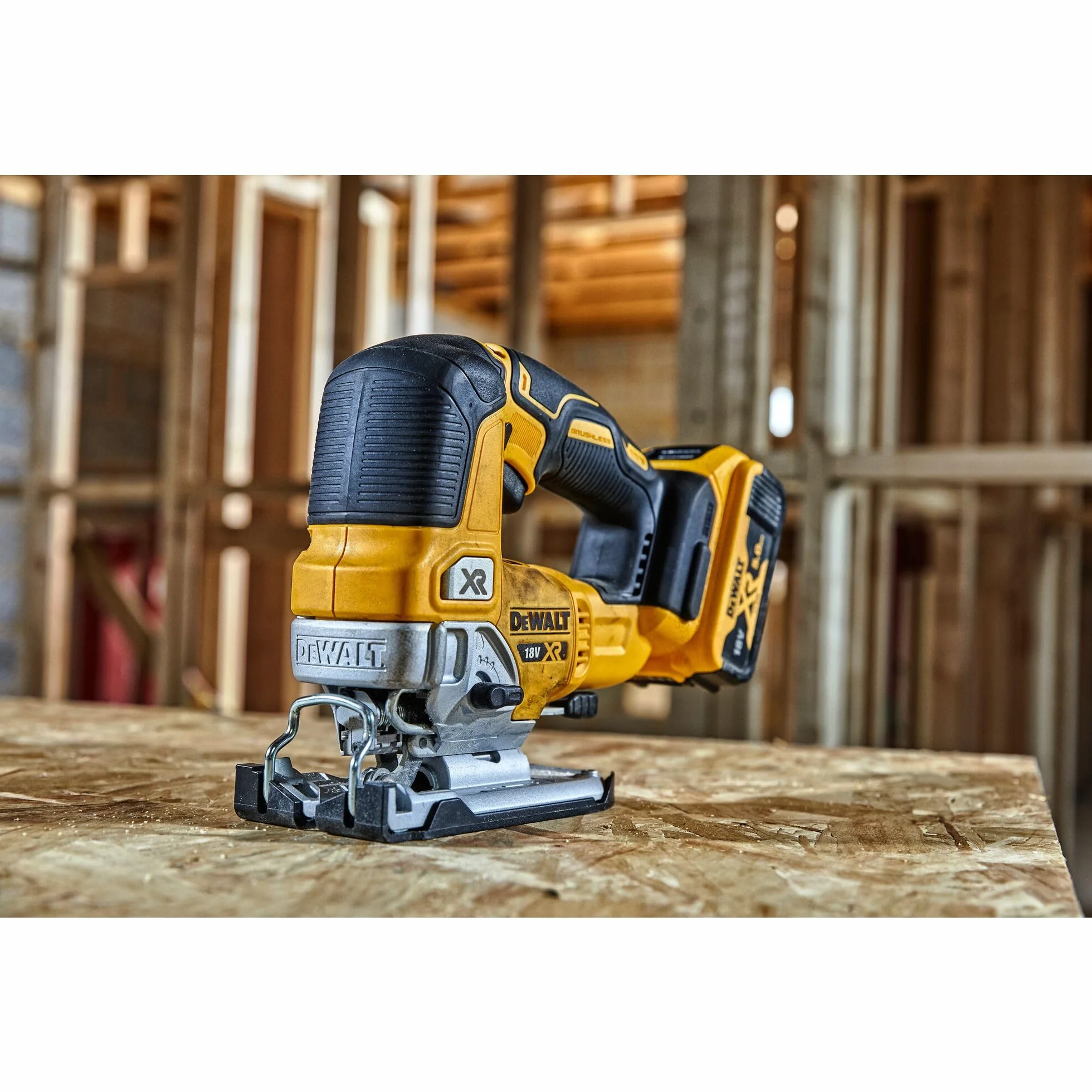 Dewalt Wyrzynarka Akumulatorowa, Żółty, 135 mm