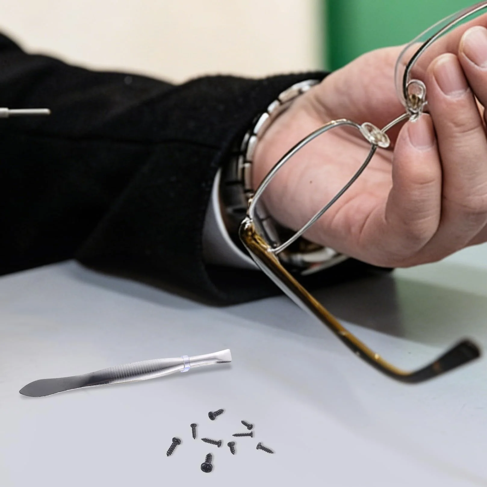 1280 sztuk wkrętów do drewna, małe wkręty samogwintujące do metalu, M1 M1.2 M1.4 M1.7 zestaw mikro czarnych okrągłych śrub krzyżowych do laptopów, okularów przeciwsłonecznych, telefonów okularów