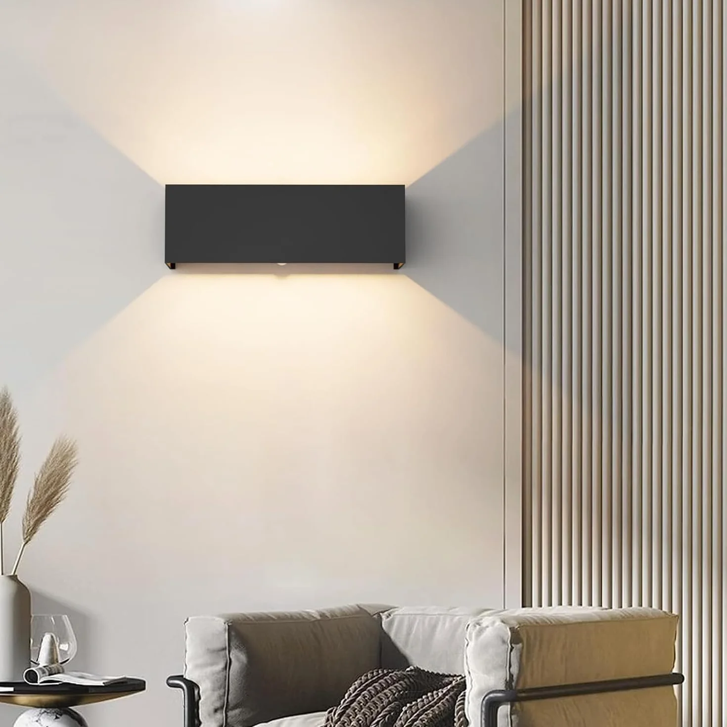 Klighten 30W Lampa zewnętrzna z czujnikiem ruchu, 2 szt. Lampy z czujnikiem ruchu Regulowana wiązka światła, lampa ścienna z czujnikiem ruchu