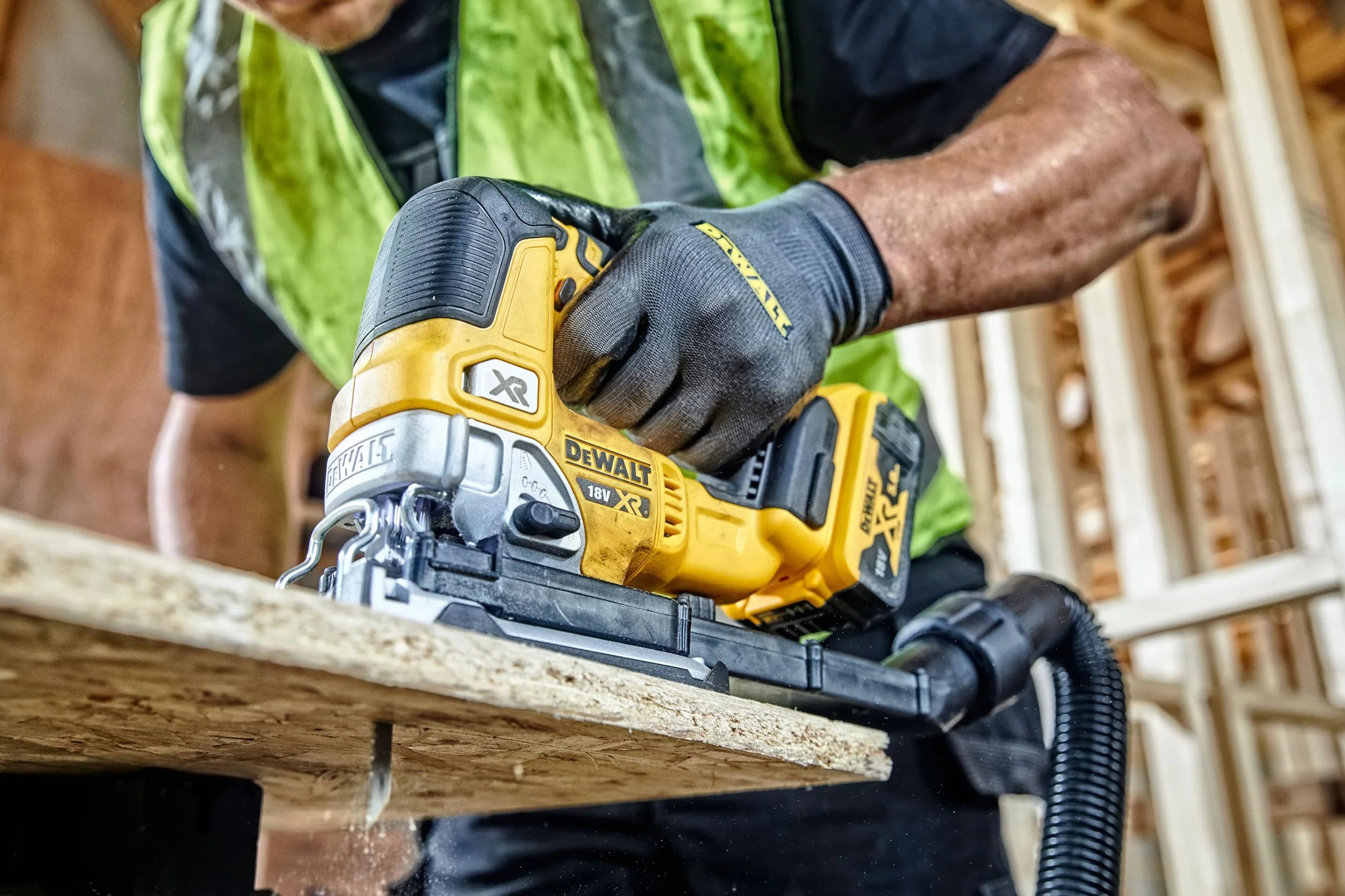 Dewalt Wyrzynarka Akumulatorowa, Żółty, 135 mm