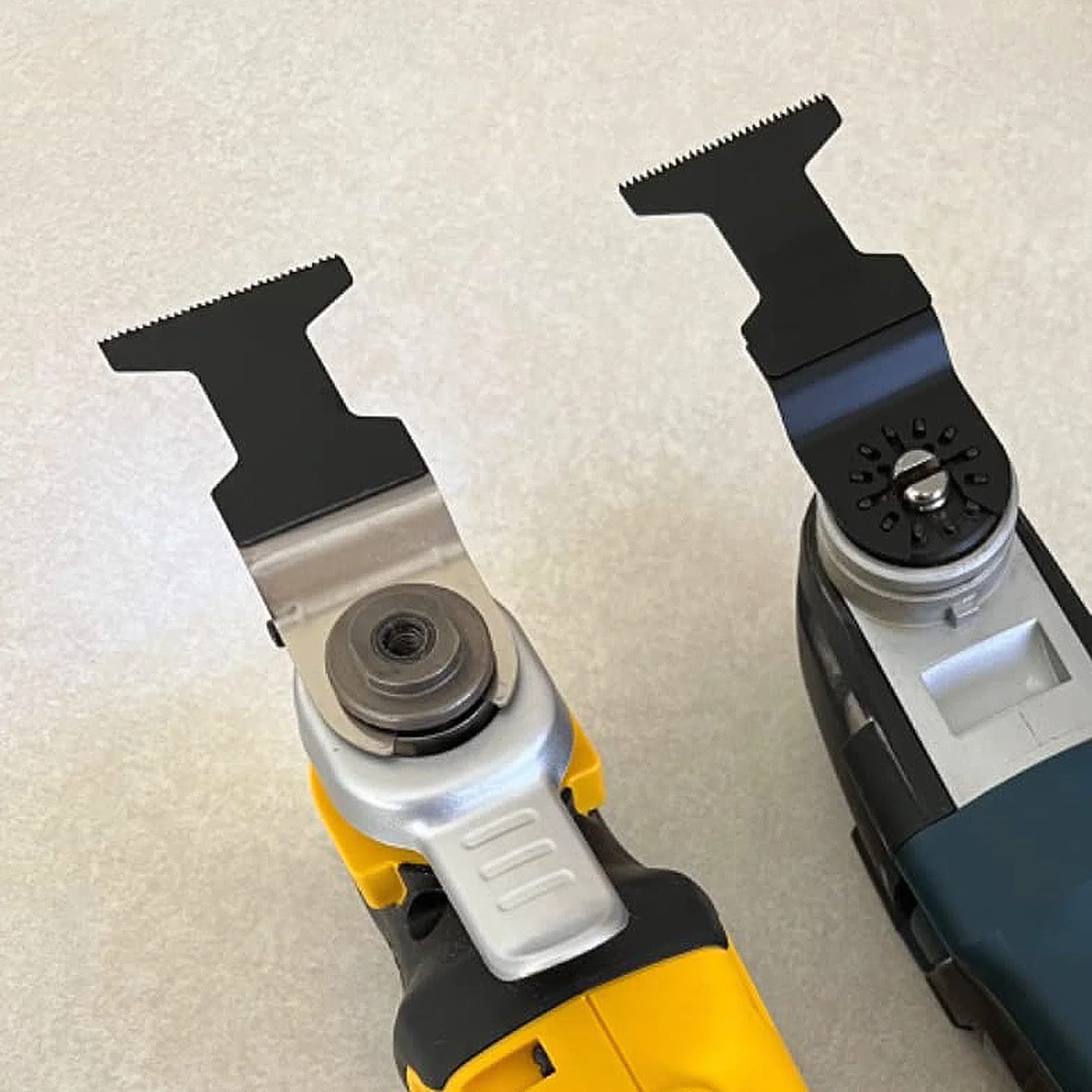 Zestaw 100 sztuk oscylujących brzeszczotów do drewna/metalu kompatybilny z Dewalt Makita Bosch Craftsman