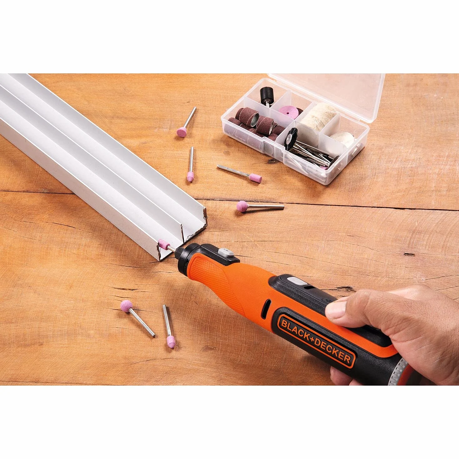BLACK+DECKER BCRT8IK-XJ Wielofunkcyjny obrotowy 7.2V, 1.5 Ah, 53 Akcesoria w Teczce, 7.2 V