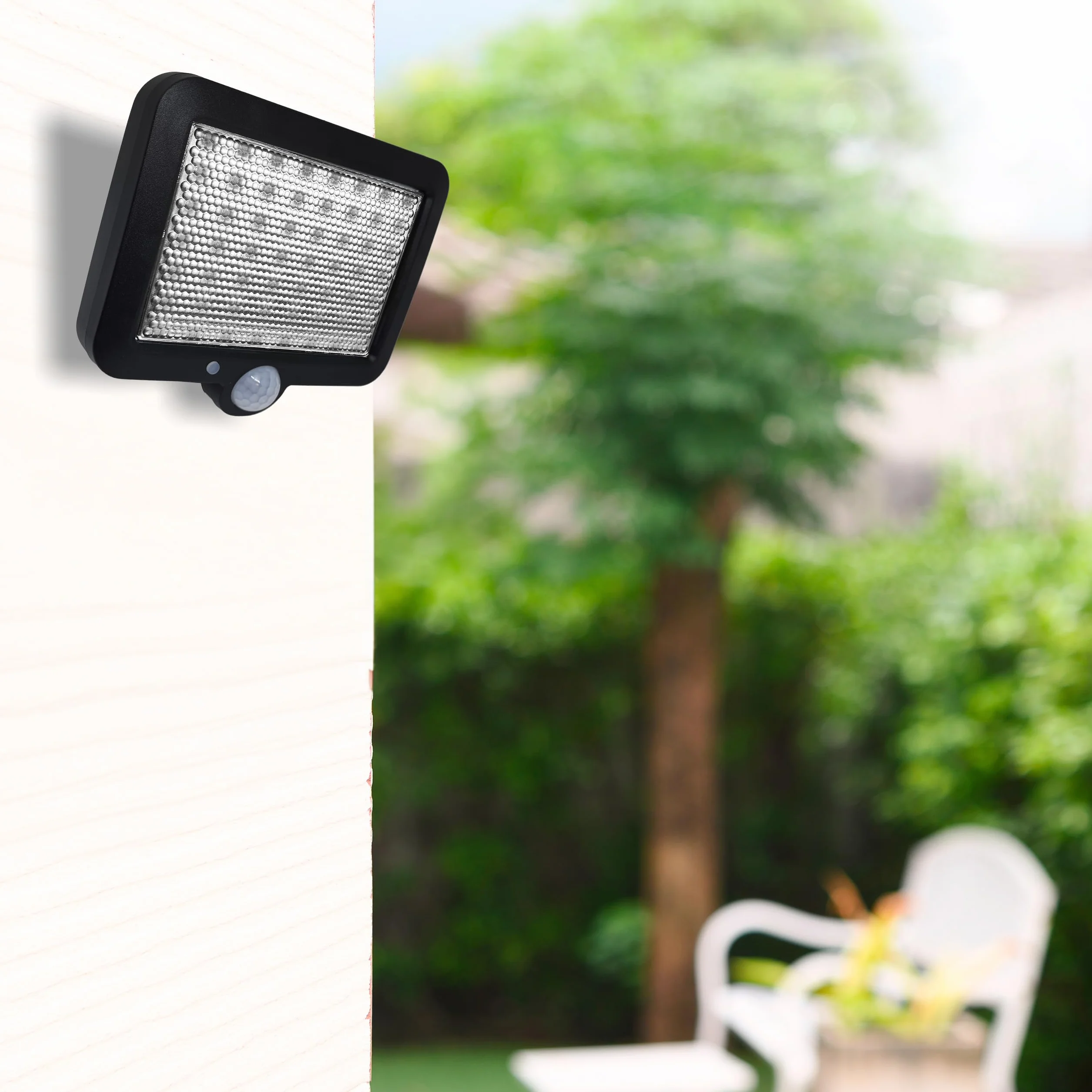 Retoo Lampa solarna do użytku na zewnątrz z czujnikiem ruchu 108 diod LED nowy model lampy do ogrodu lampa solarna do użytku na zewnątrz idealne na patio werandę garaż drzwi wejściowe