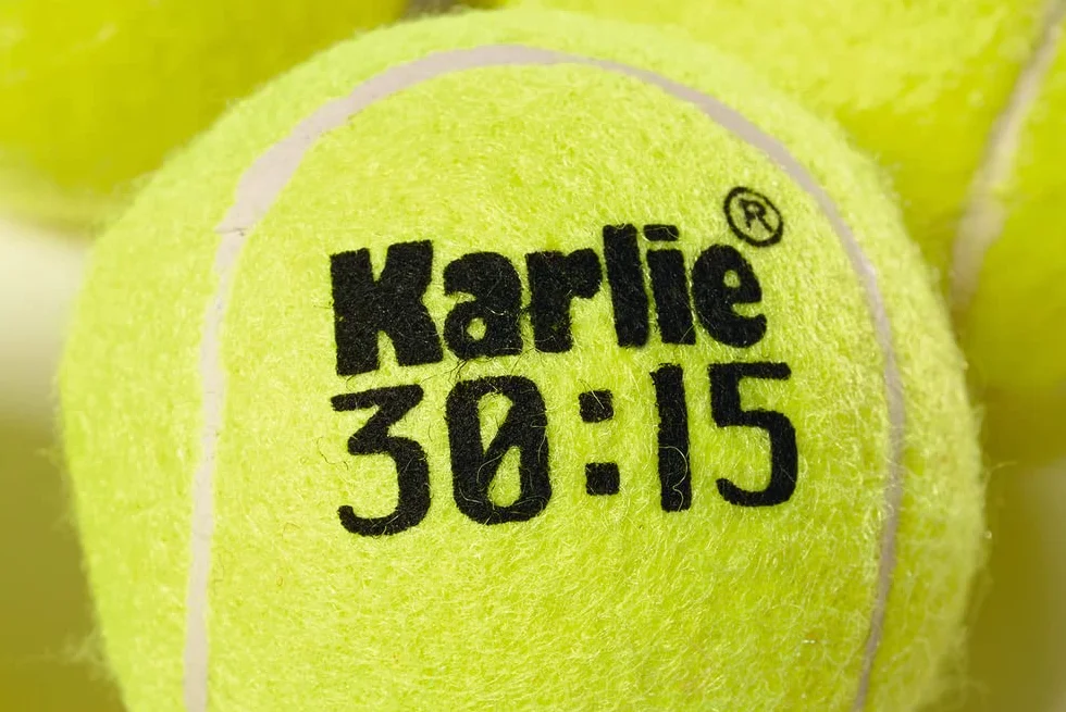 Karlie 45634 bęben zabawkowy z 12 piłkami tenisowymi ø: 6 cm żółty