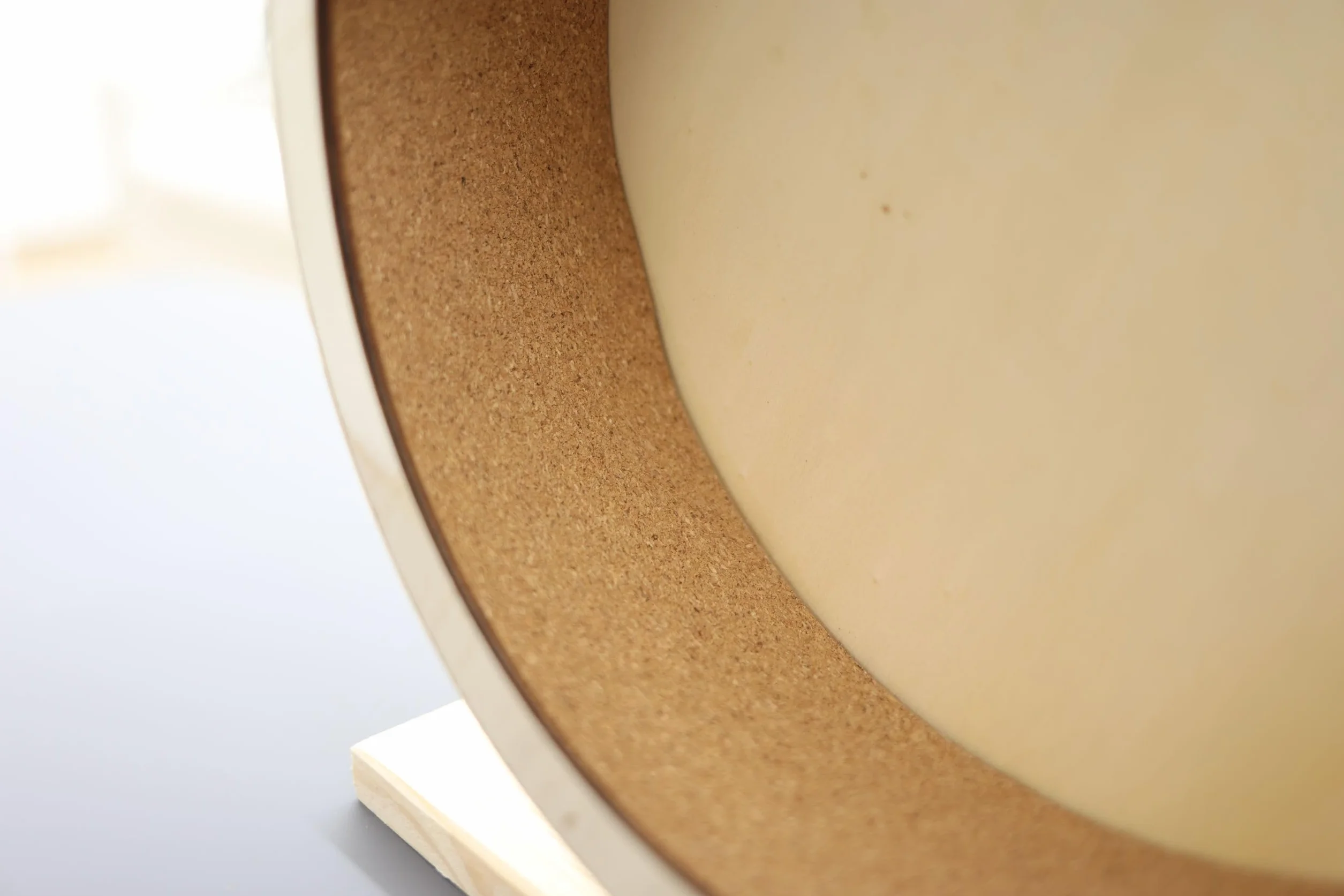 Kerbl drewniane koło chomika z zamkniętą nawierzchnią korkową 22 cm