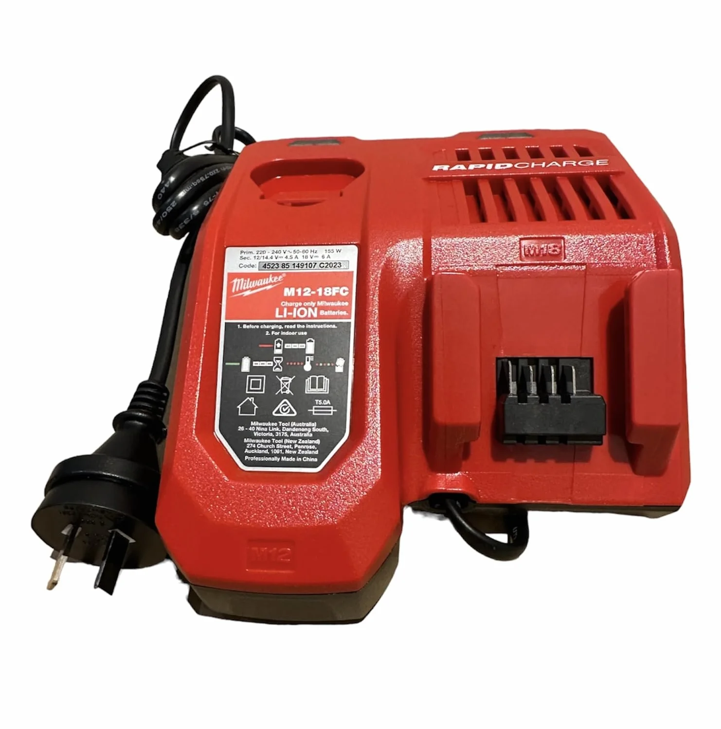 Milwaukee M12-18FC Szybka ładowarka ładuje wszystkie akumulatory M18, M14 i M12 Li-ion